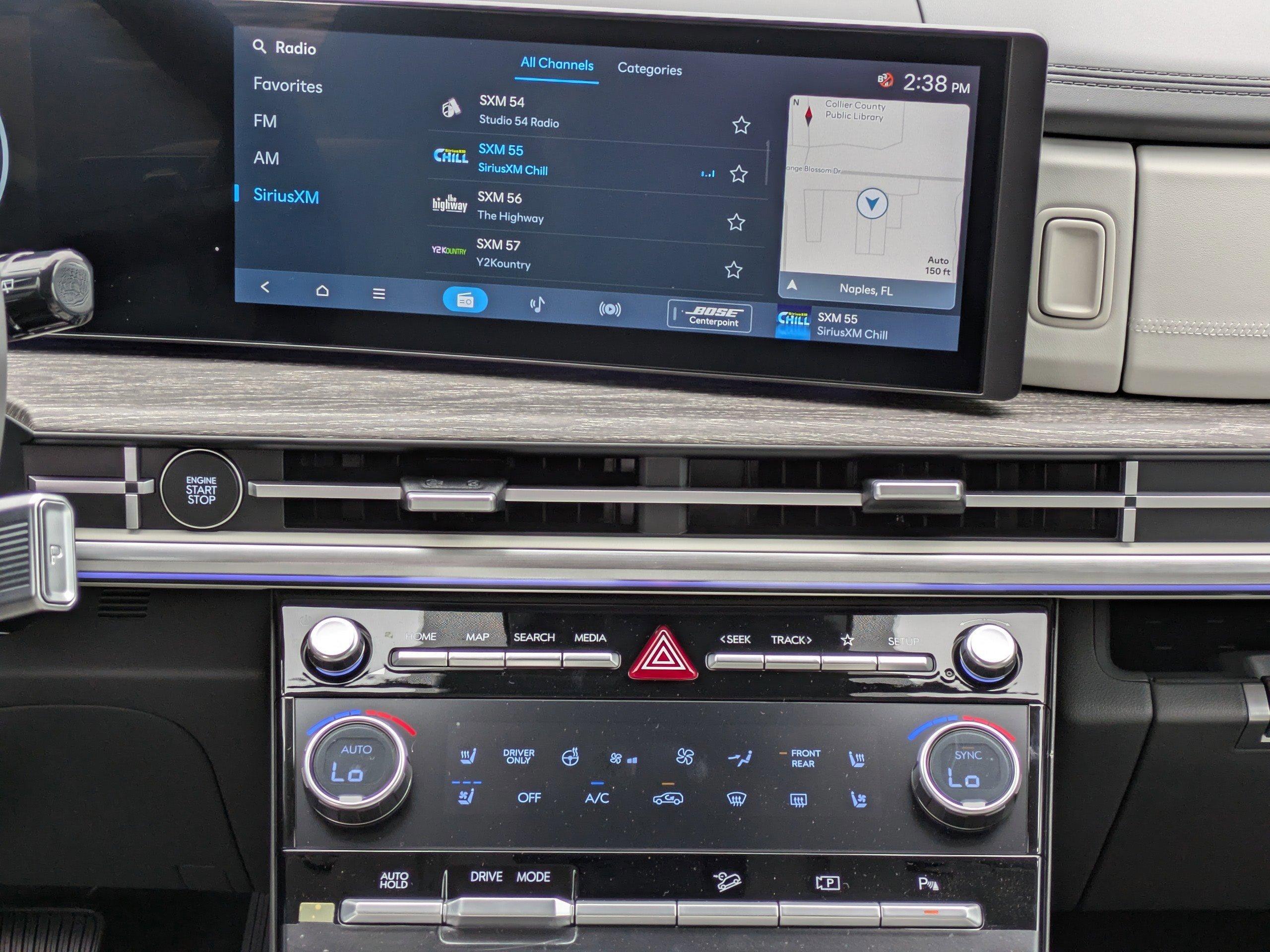 Hyundai Santa Fe Hybrid Calligraphy Front Wheel Drive Sport Utility - Thumbnail 14