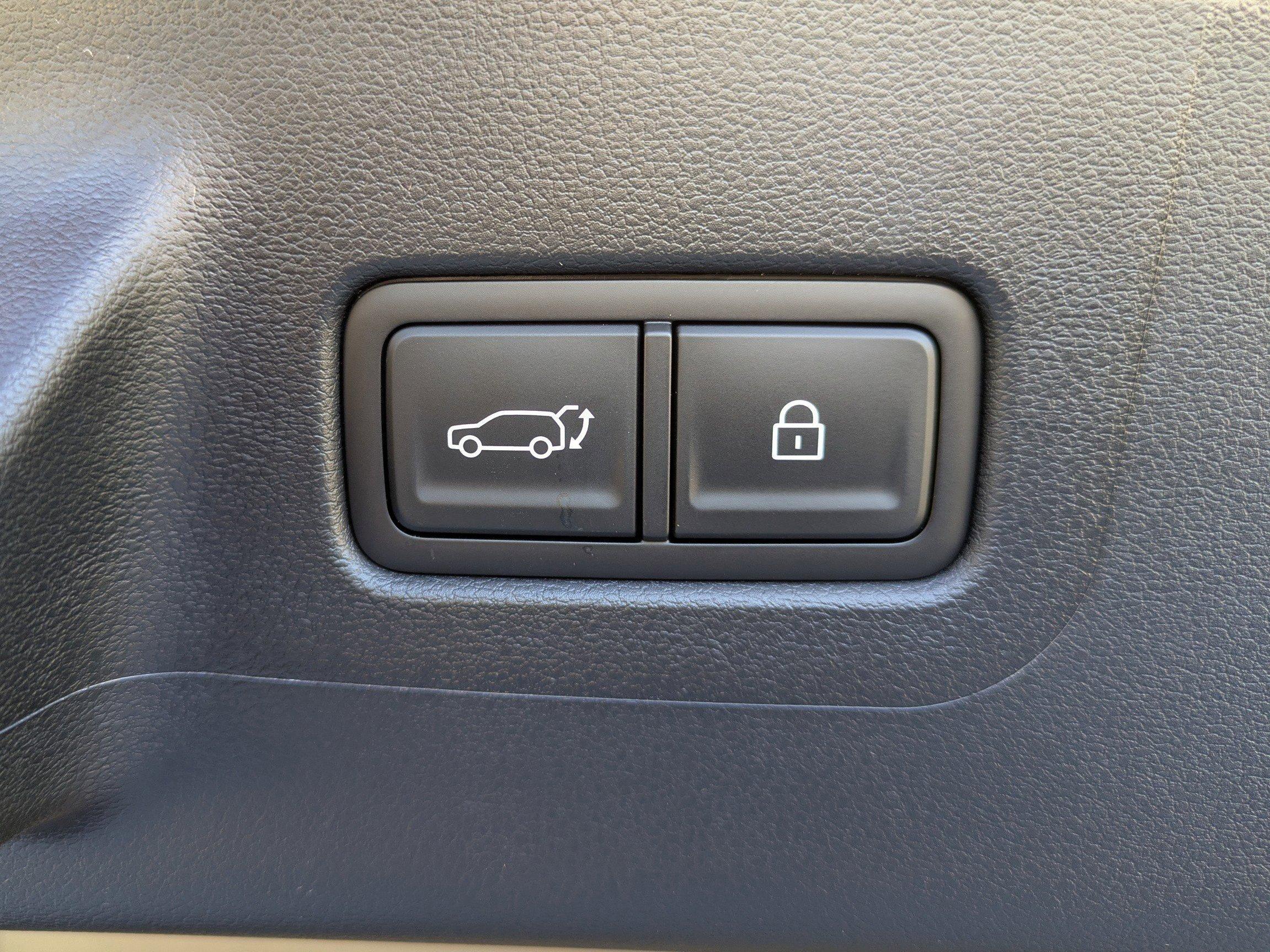 Hyundai Santa Fe Hybrid Limited All Wheel Drive Sport Utility - Thumbnail 18