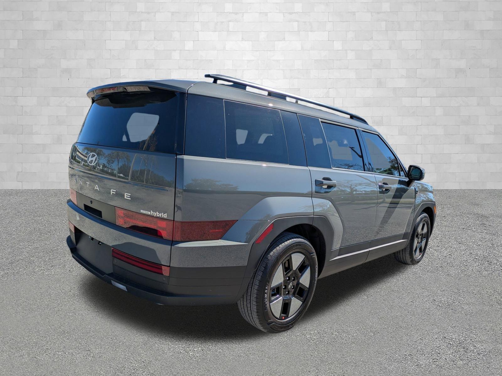 Hyundai Santa Fe Hybrid Sel All Wheel Drive Sport Utility - Thumbnail 3