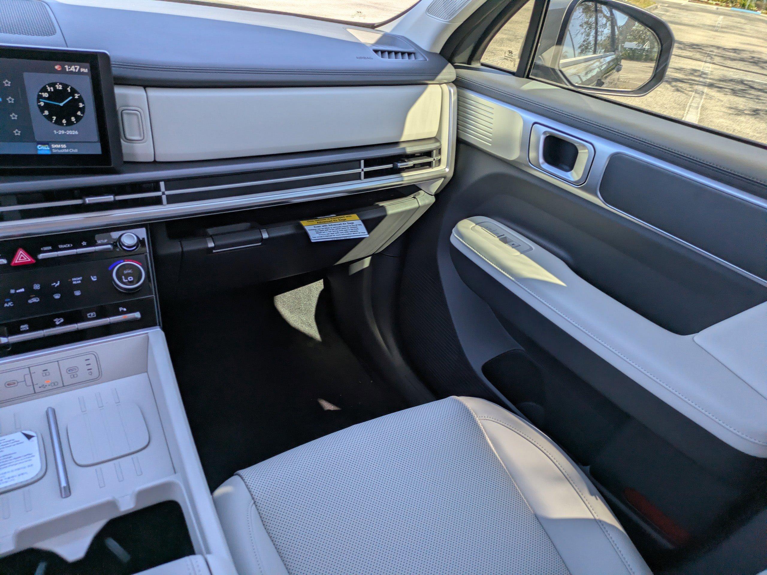 Hyundai Santa Fe Hybrid Sel All Wheel Drive Sport Utility - Thumbnail 13