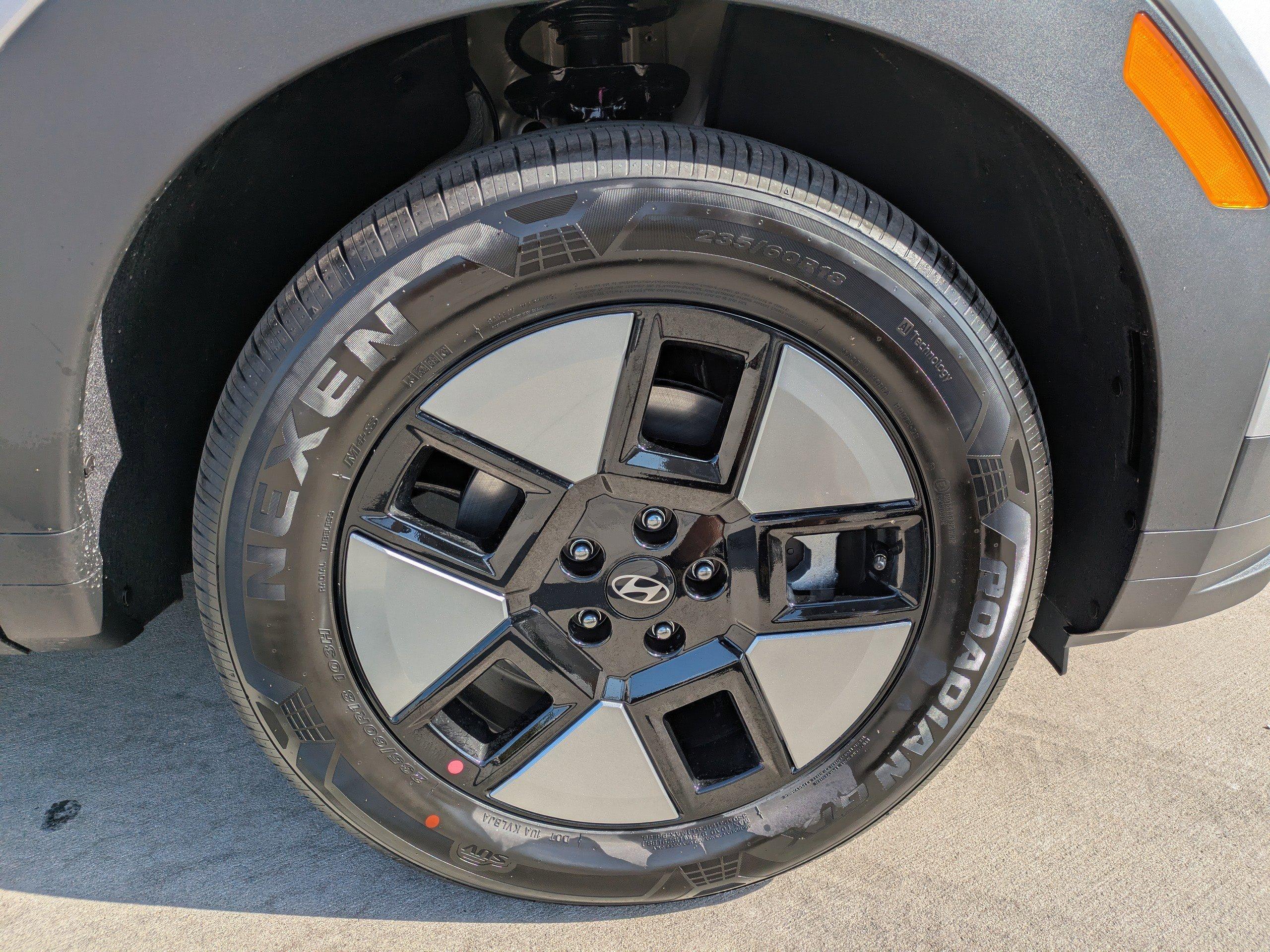 Hyundai Santa Fe Hybrid Sel Front Wheel Drive Sport Utility - Thumbnail 10