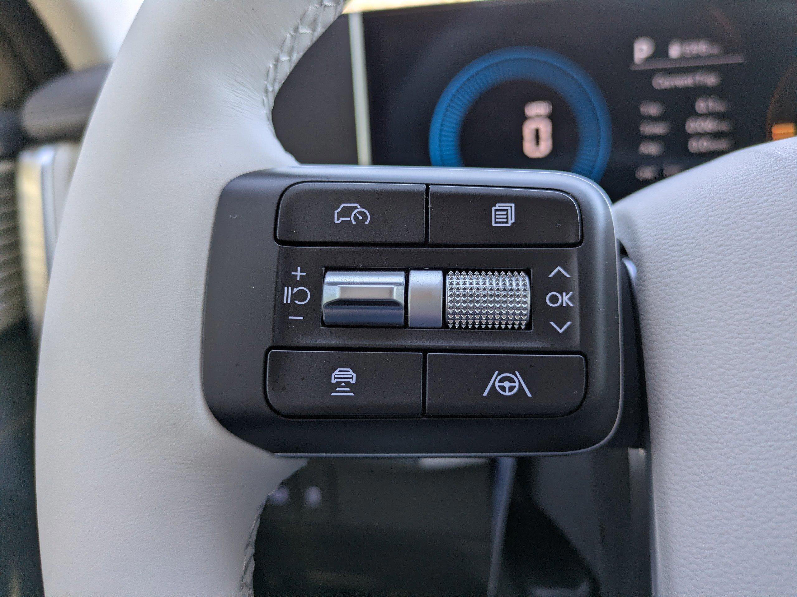 Hyundai Santa Fe Hybrid Se All Wheel Drive Sport Utility - Thumbnail 18