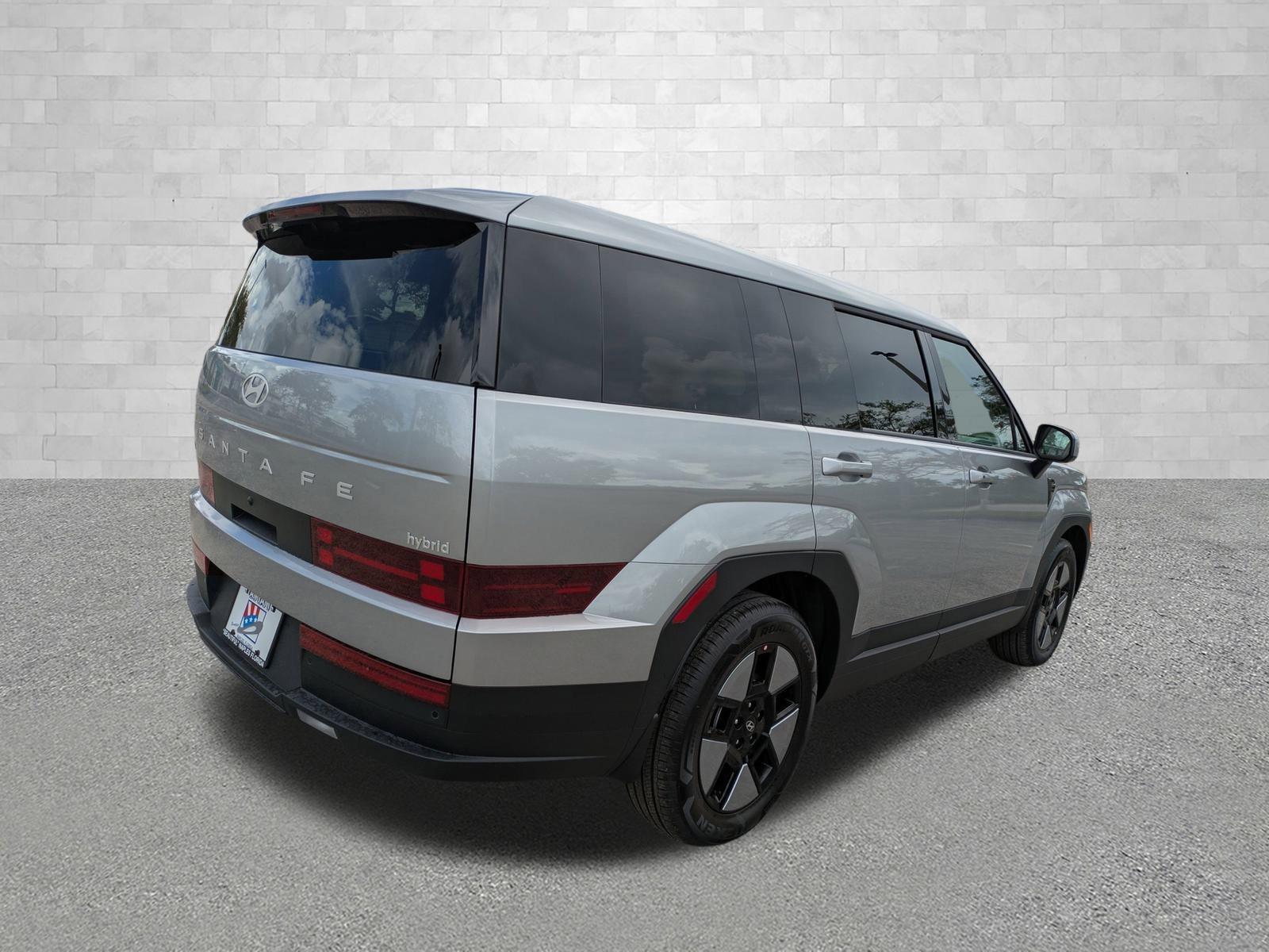 Hyundai Santa Fe Hybrid Se Front Wheel Drive Sport Utility - Thumbnail 3