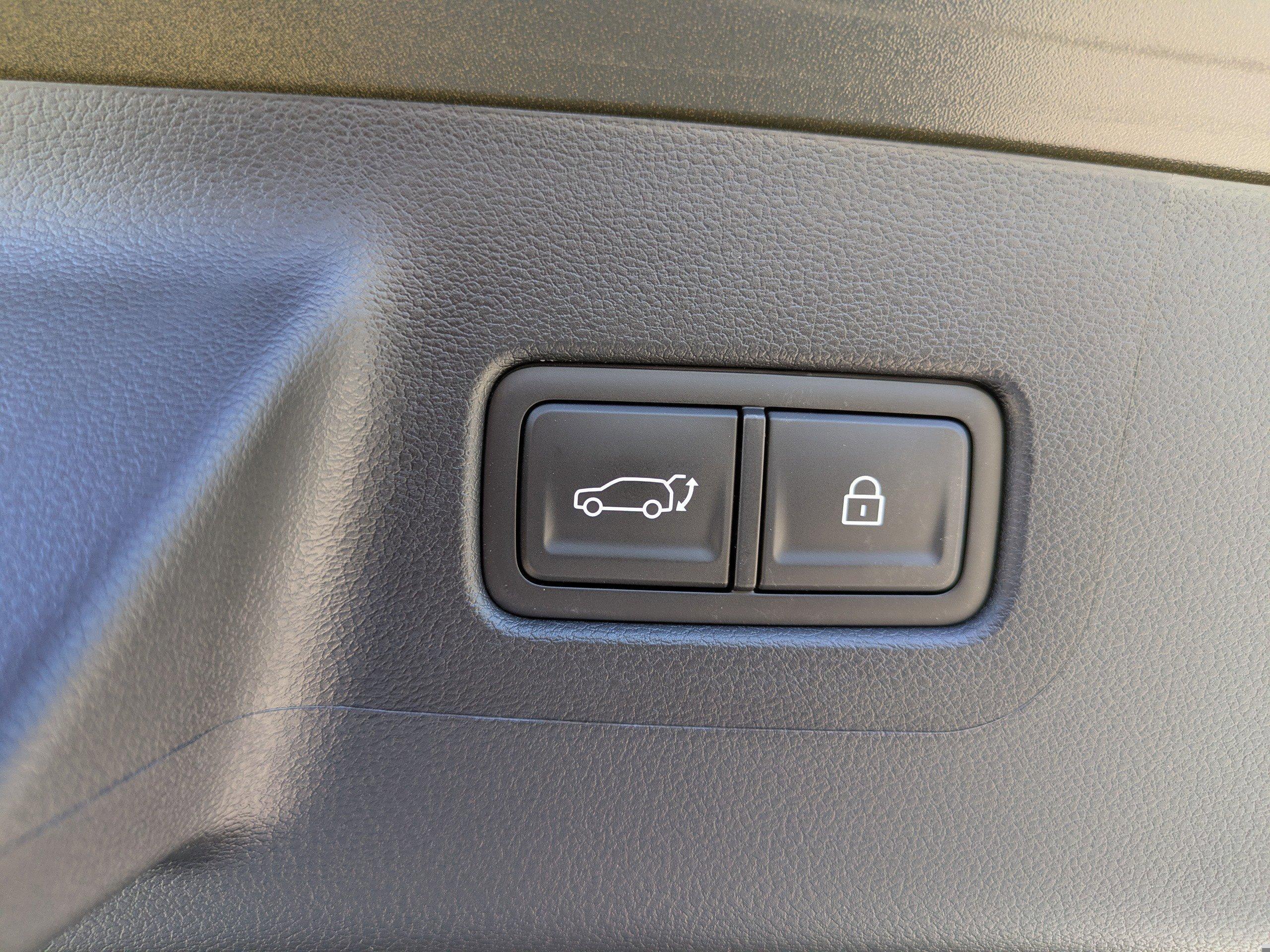 Hyundai Santa Fe Hybrid Sel Front Wheel Drive Sport Utility - Thumbnail 18