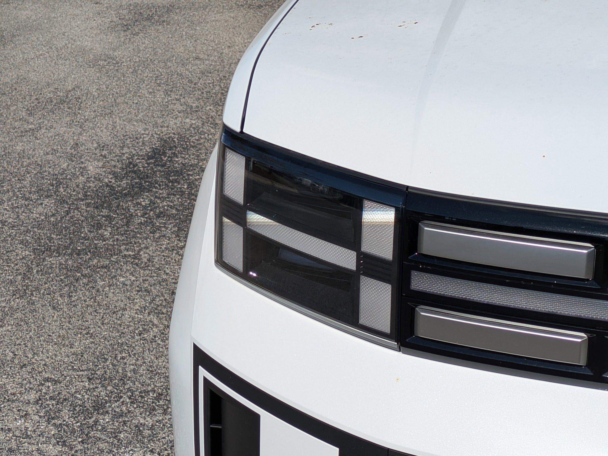 Hyundai Santa Fe Hybrid Se Front Wheel Drive Sport Utility - Thumbnail 7