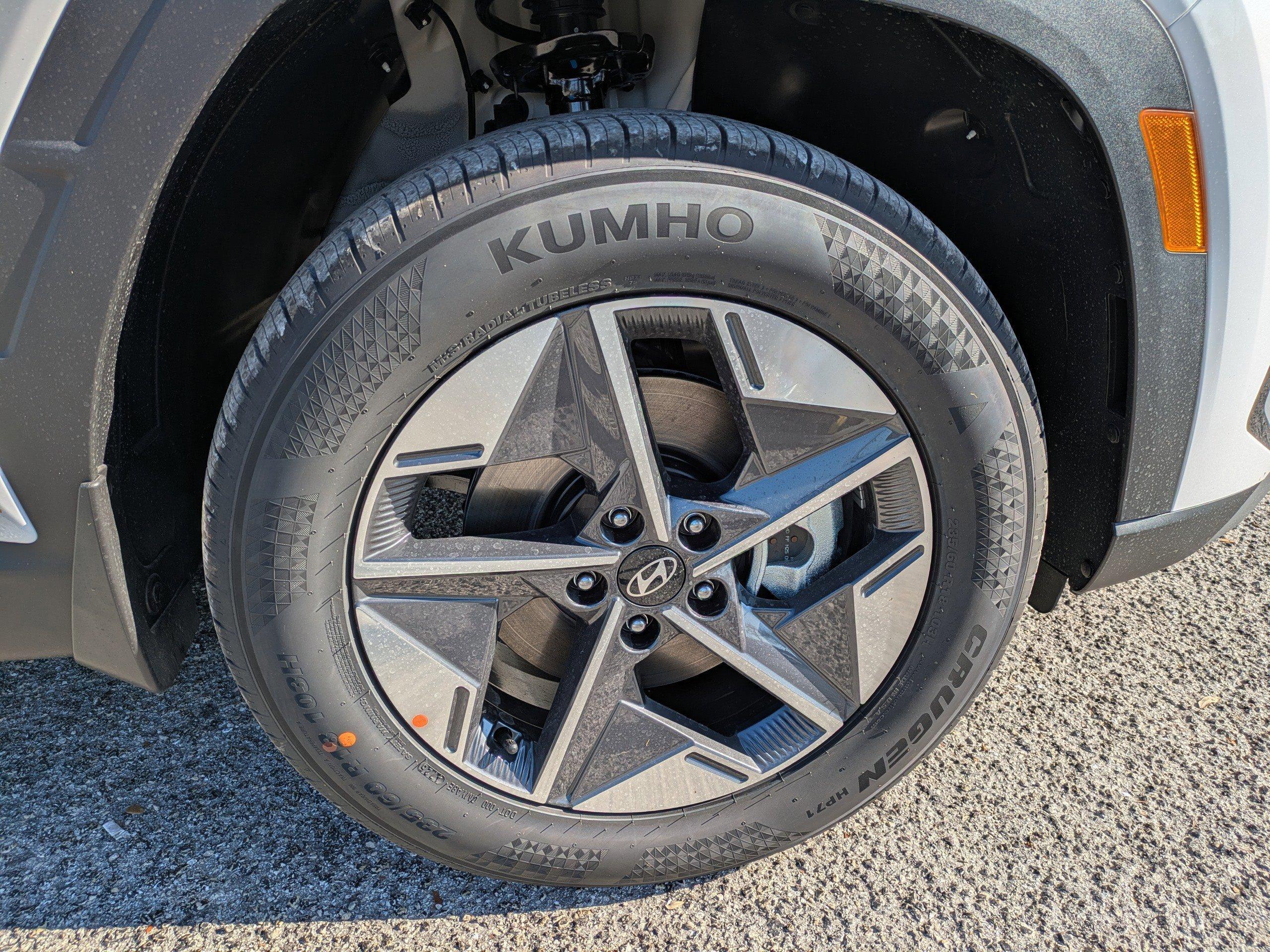 Hyundai Tucson Sel Awd All Wheel Drive Sport Utility - Thumbnail 9