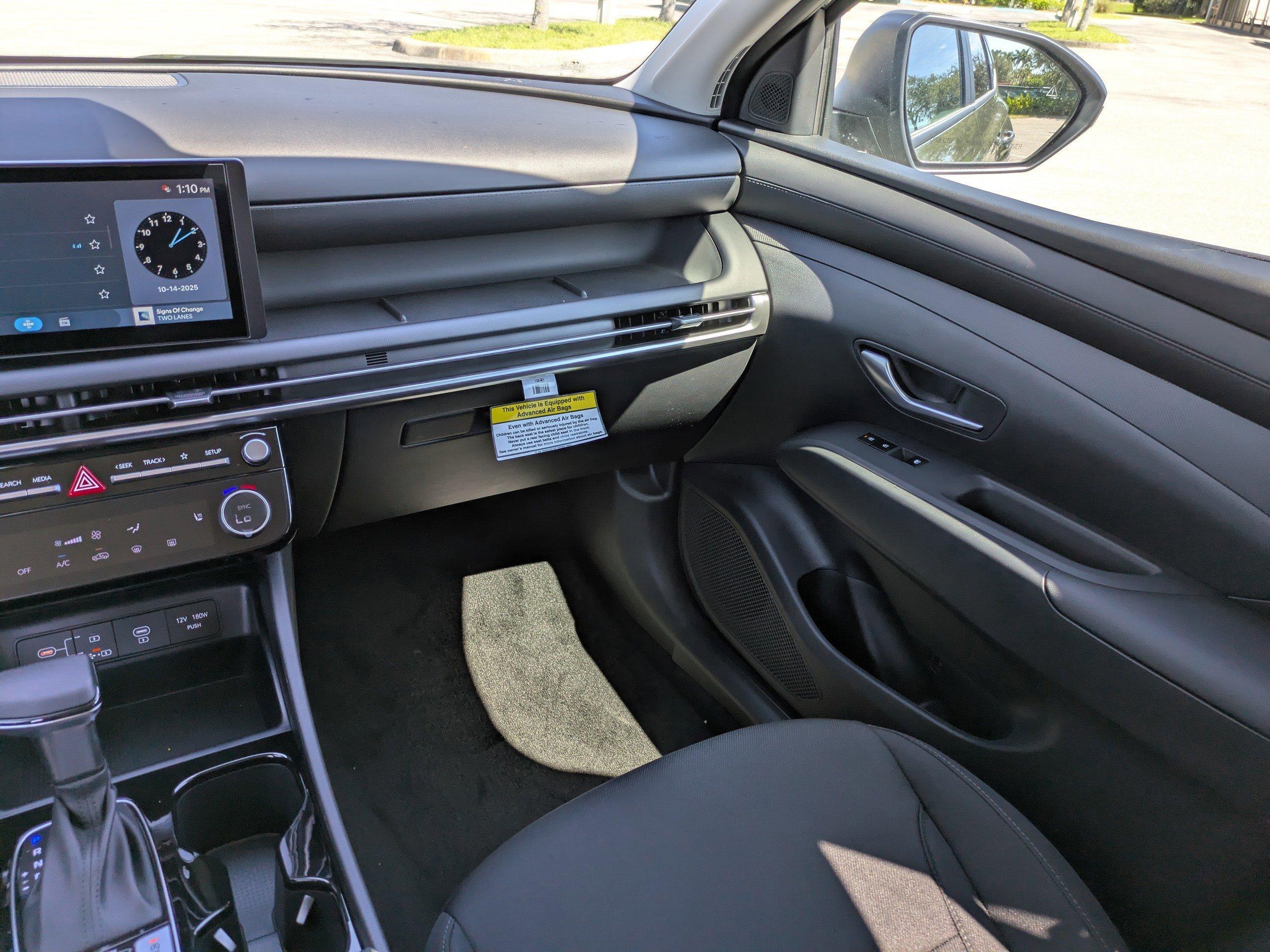 Hyundai Tucson Sel Fwd Front Wheel Drive Sport Utility - Thumbnail 12