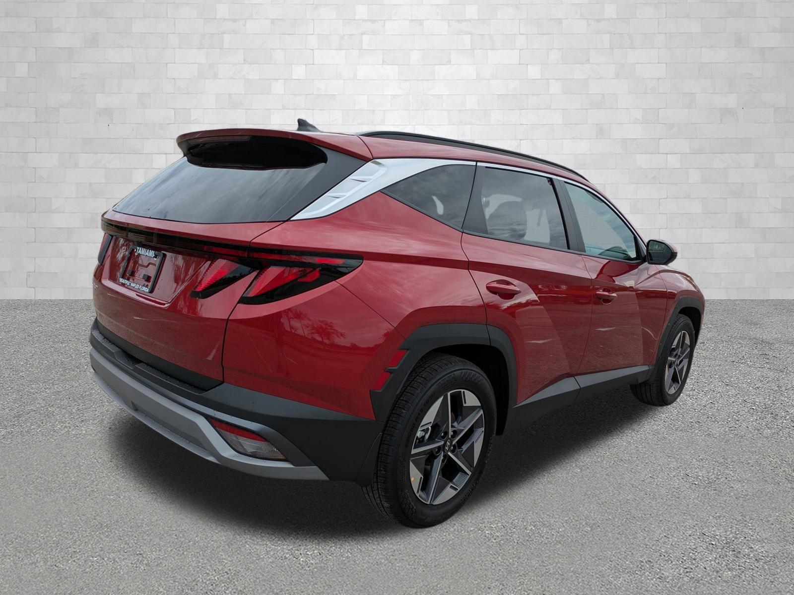 Hyundai Tucson Sel Fwd Front Wheel Drive Sport Utility - Thumbnail 3