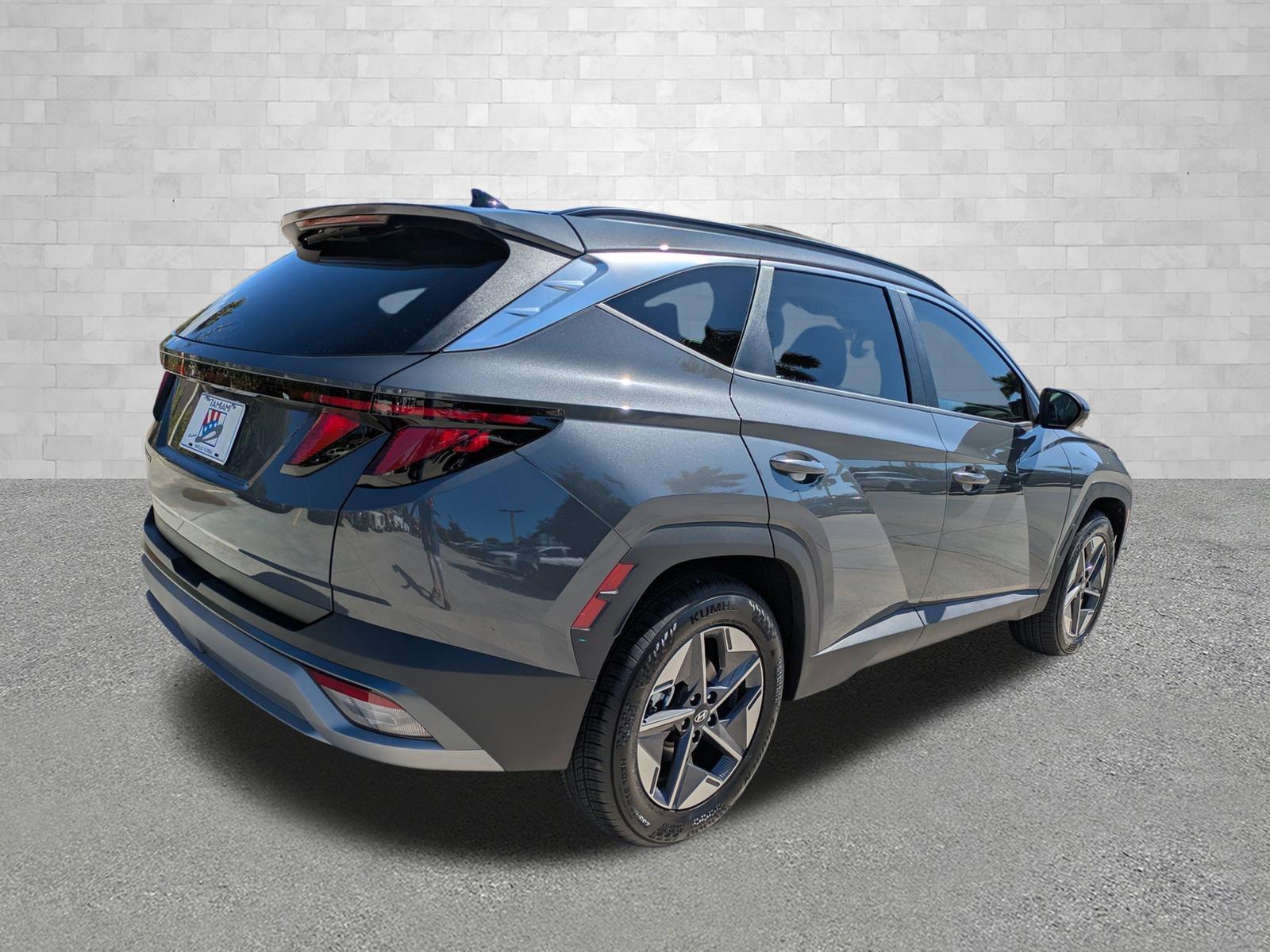 Hyundai Tucson Sel Fwd Front Wheel Drive Sport Utility - Thumbnail 3