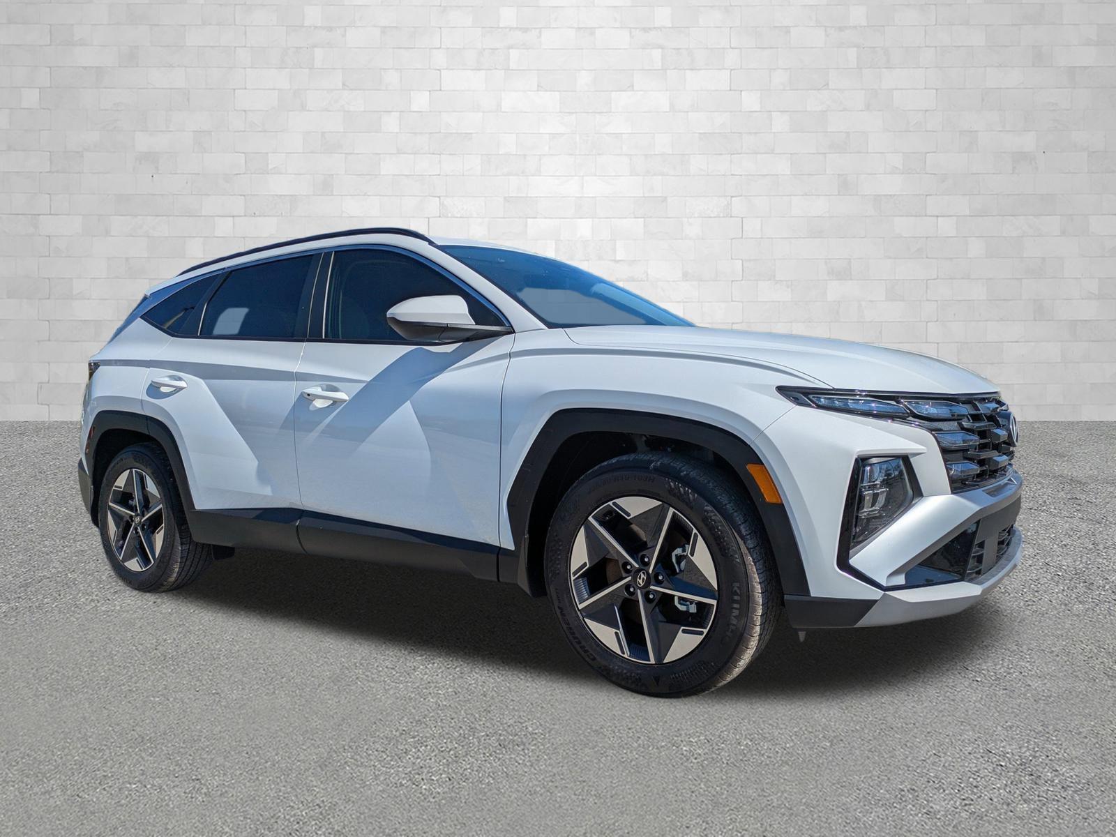 Hyundai Tucson Sel Fwd Front Wheel Drive Sport Utility - Thumbnail 2