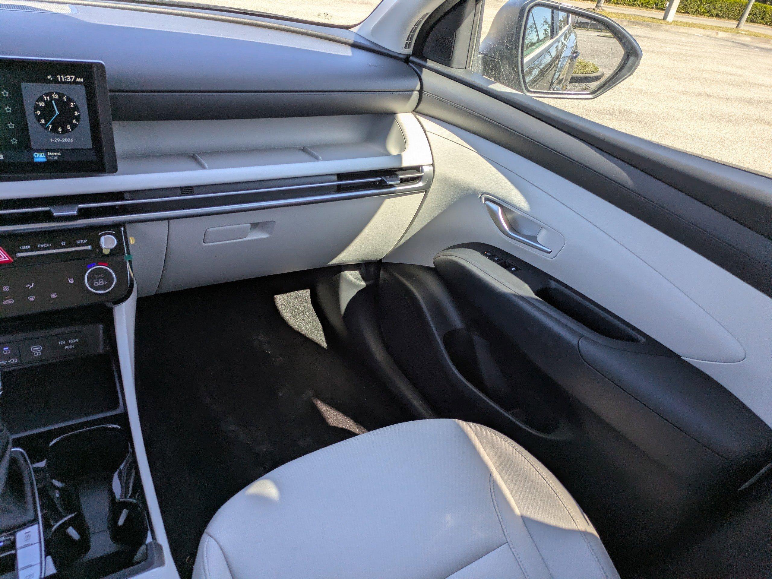 Hyundai Tucson Sel Fwd Front Wheel Drive Sport Utility - Thumbnail 12