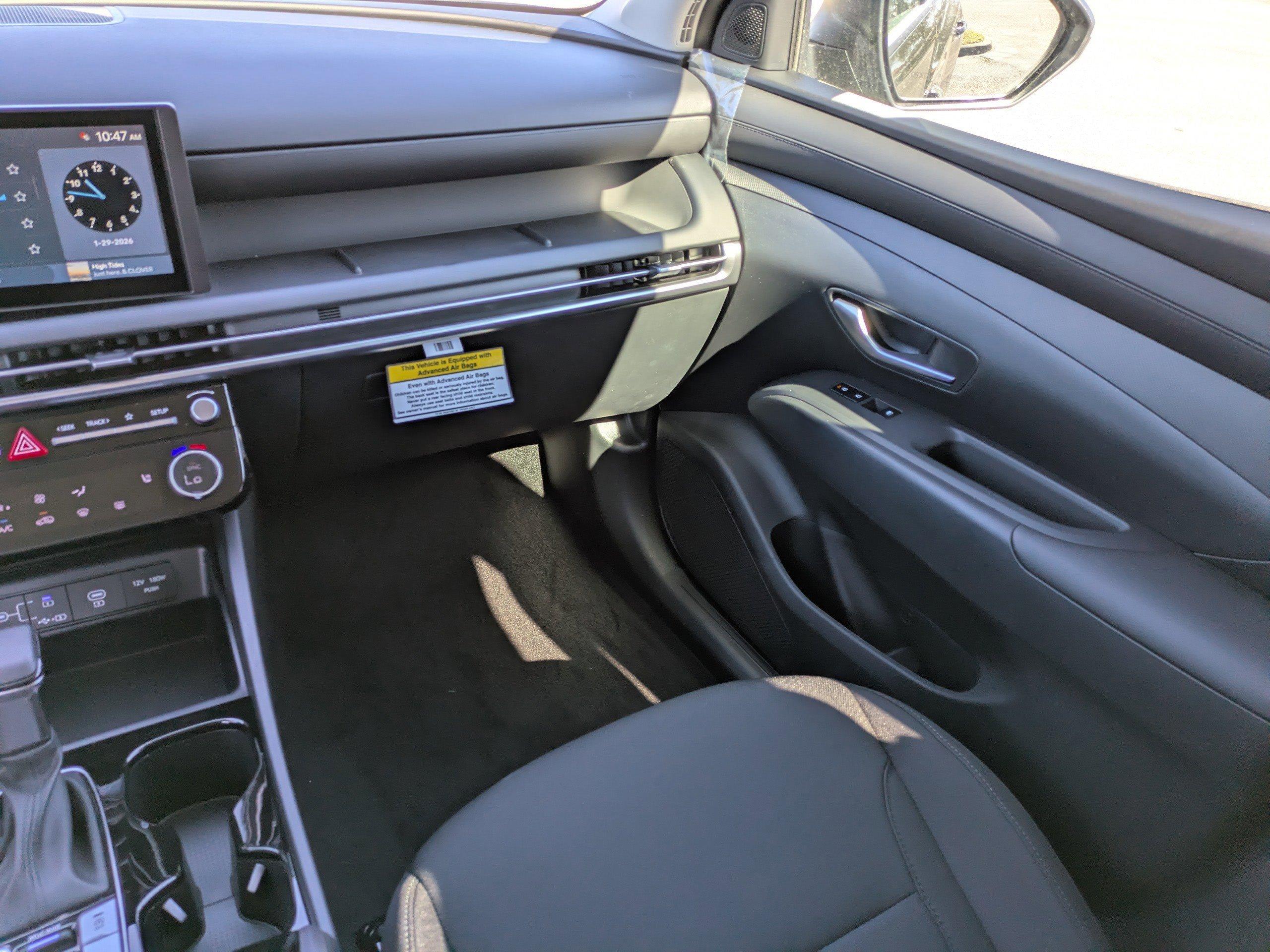 Hyundai Tucson Sel Fwd Front Wheel Drive Sport Utility - Thumbnail 12