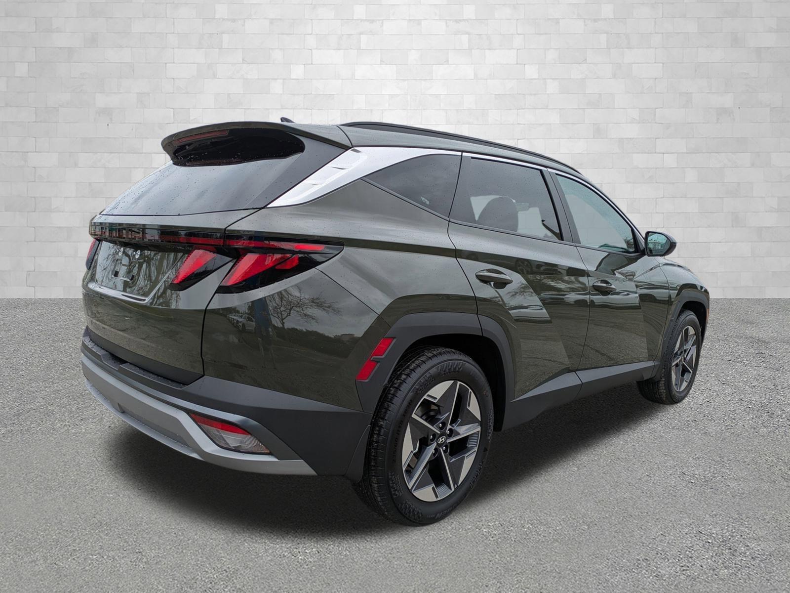 Hyundai Tucson Sel Fwd Front Wheel Drive Sport Utility - Thumbnail 3