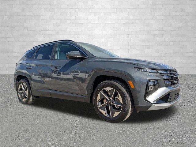 Hyundai Tucson Sel Fwd Front Wheel Drive Sport Utility - View 1