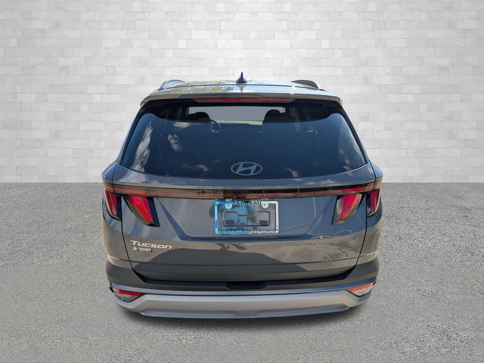 Hyundai Tucson Sel Fwd Front Wheel Drive Sport Utility - Thumbnail 4