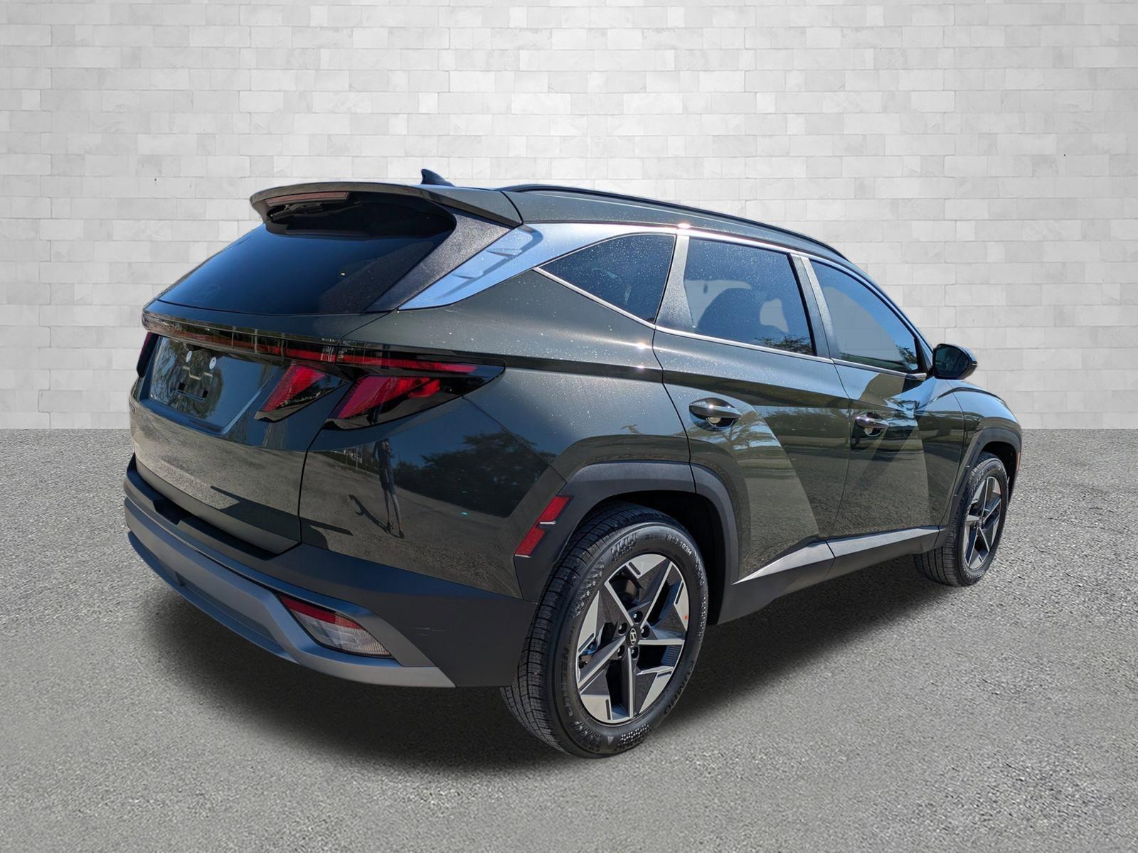 Hyundai Tucson Sel Fwd Front Wheel Drive Sport Utility - Thumbnail 3