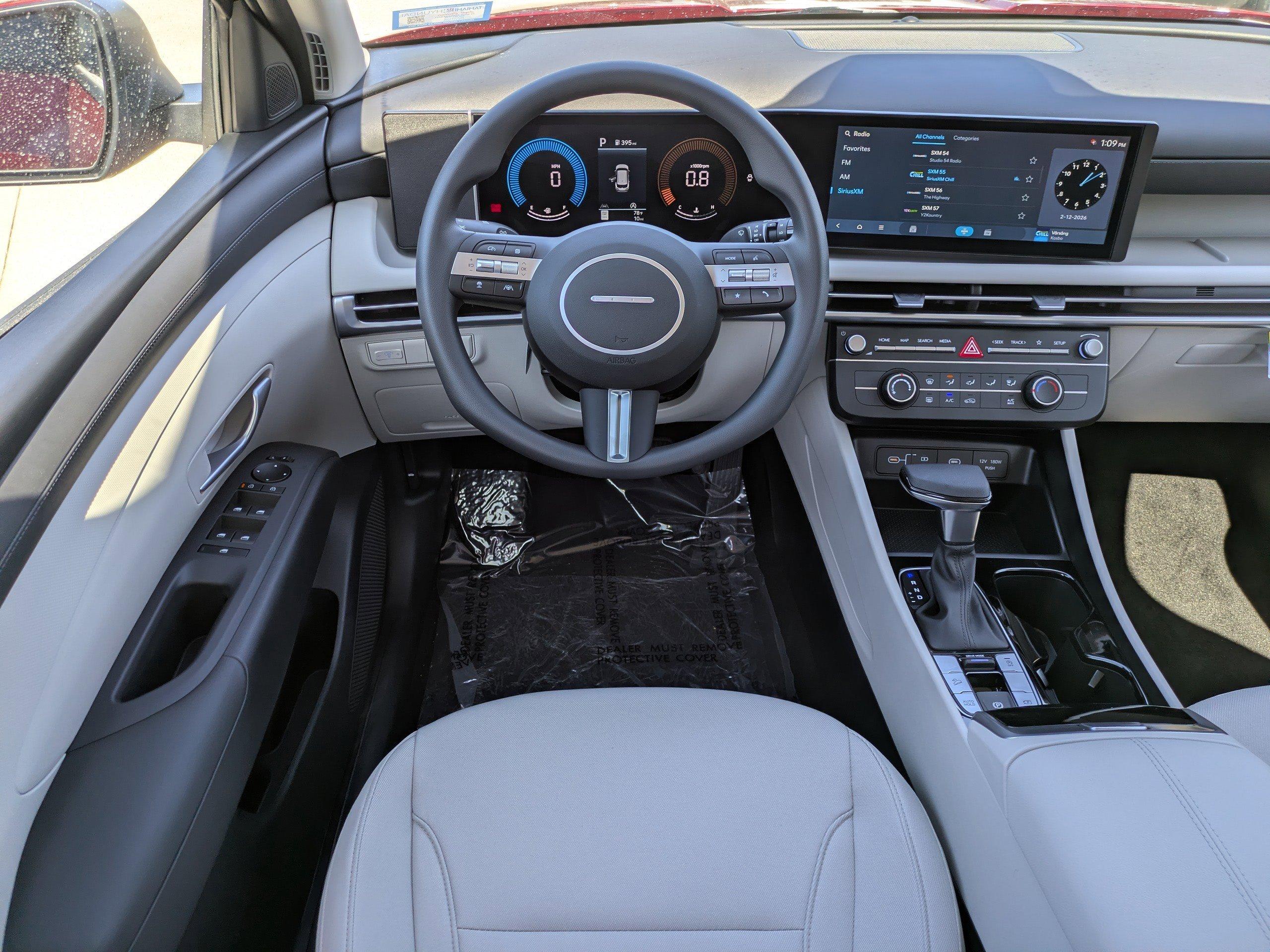 Hyundai Tucson Se Fwd Front Wheel Drive Sport Utility - Thumbnail 11