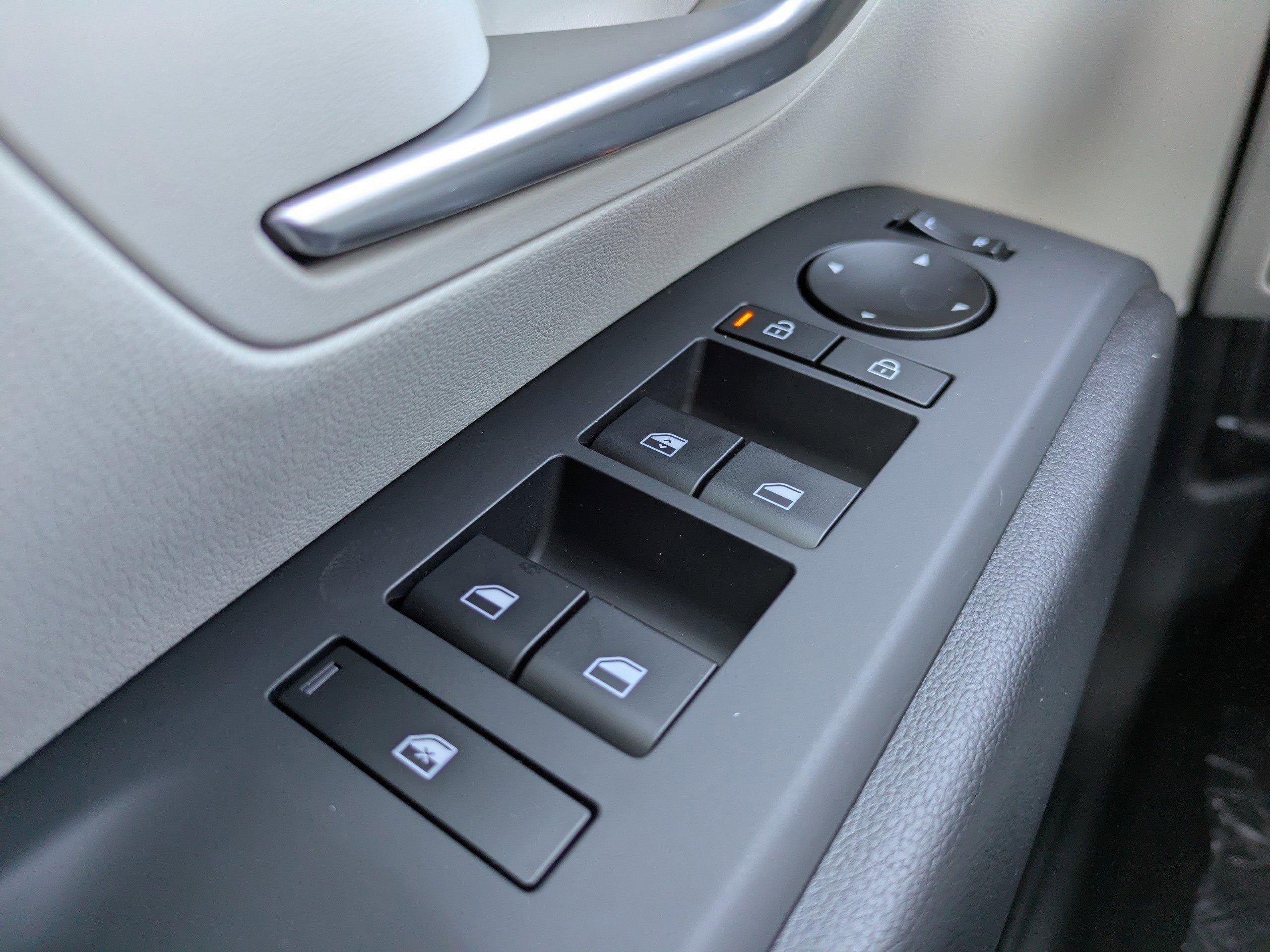 Hyundai Tucson Se Fwd Front Wheel Drive Sport Utility - Thumbnail 17