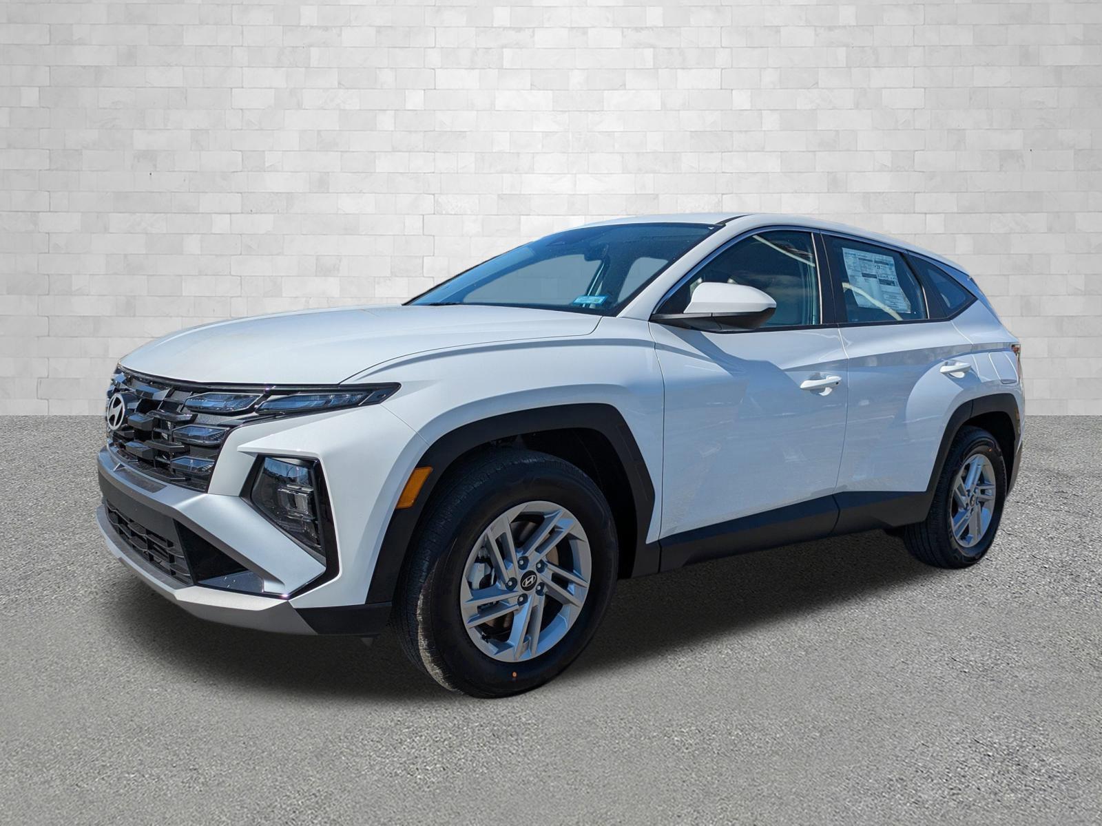 Hyundai Tucson Se Fwd Front Wheel Drive Sport Utility - Thumbnail 6