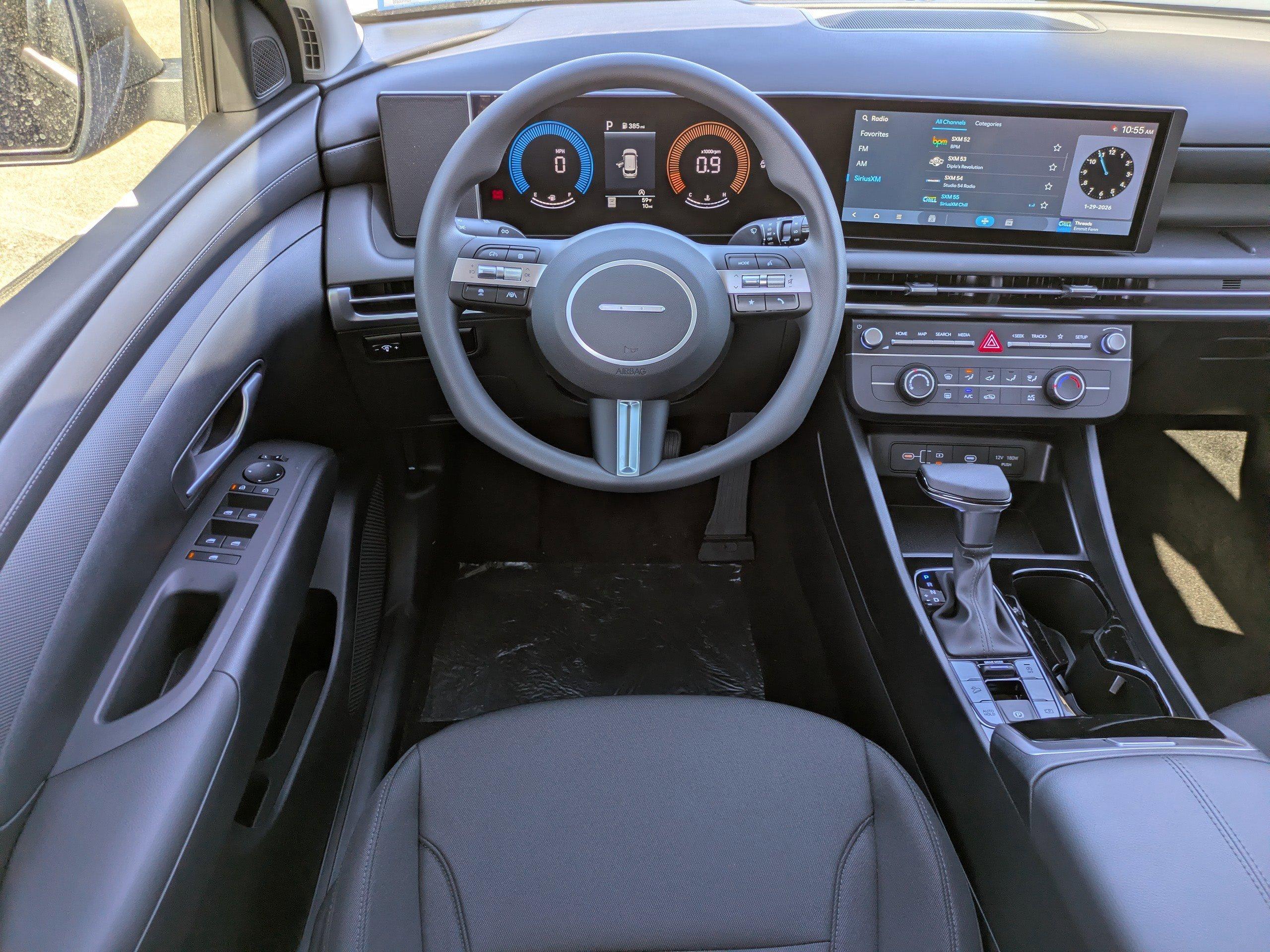 Hyundai Tucson Se Fwd Front Wheel Drive Sport Utility - Thumbnail 11