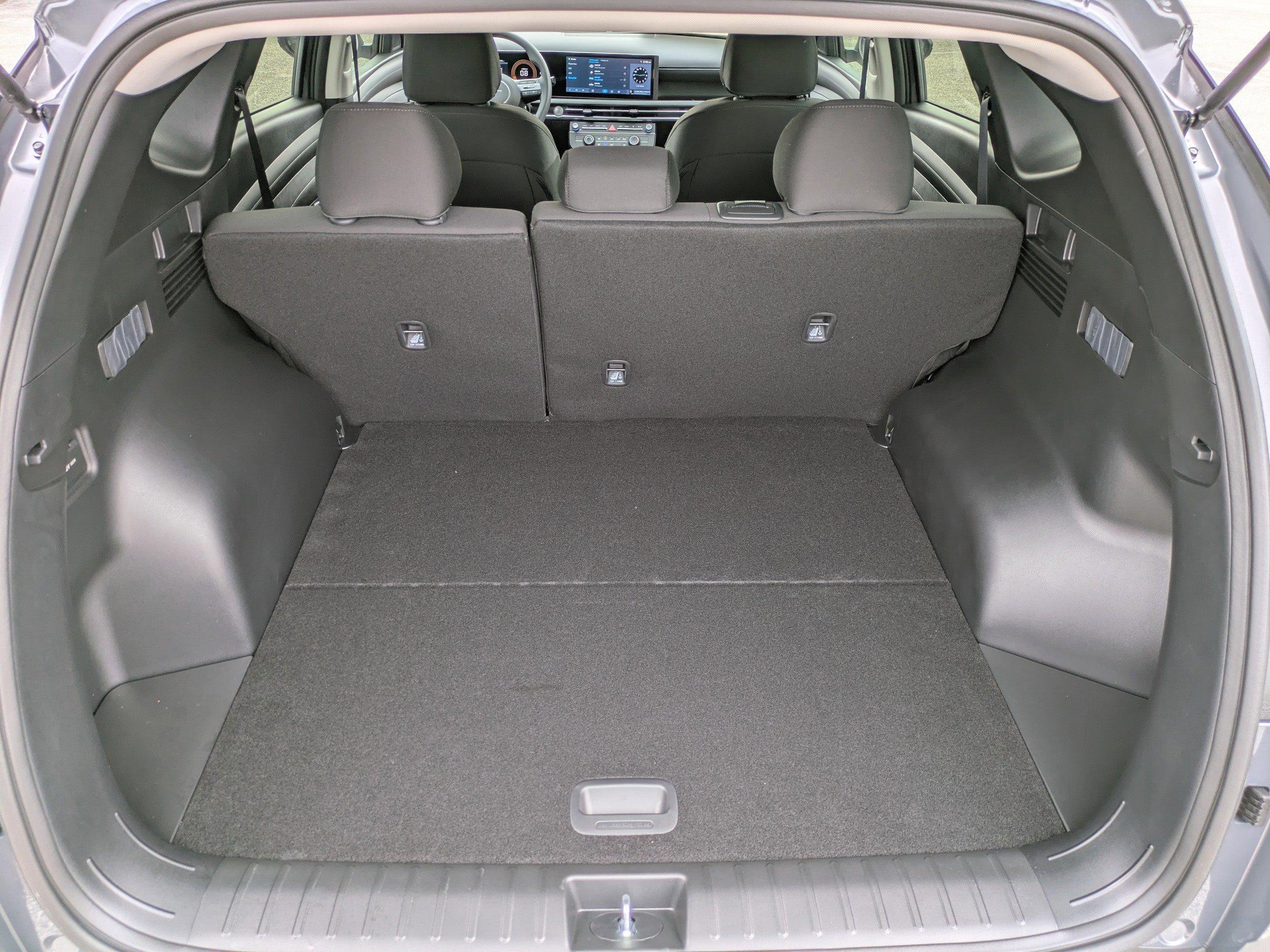 Hyundai Tucson Se Fwd Front Wheel Drive Sport Utility - Thumbnail 16