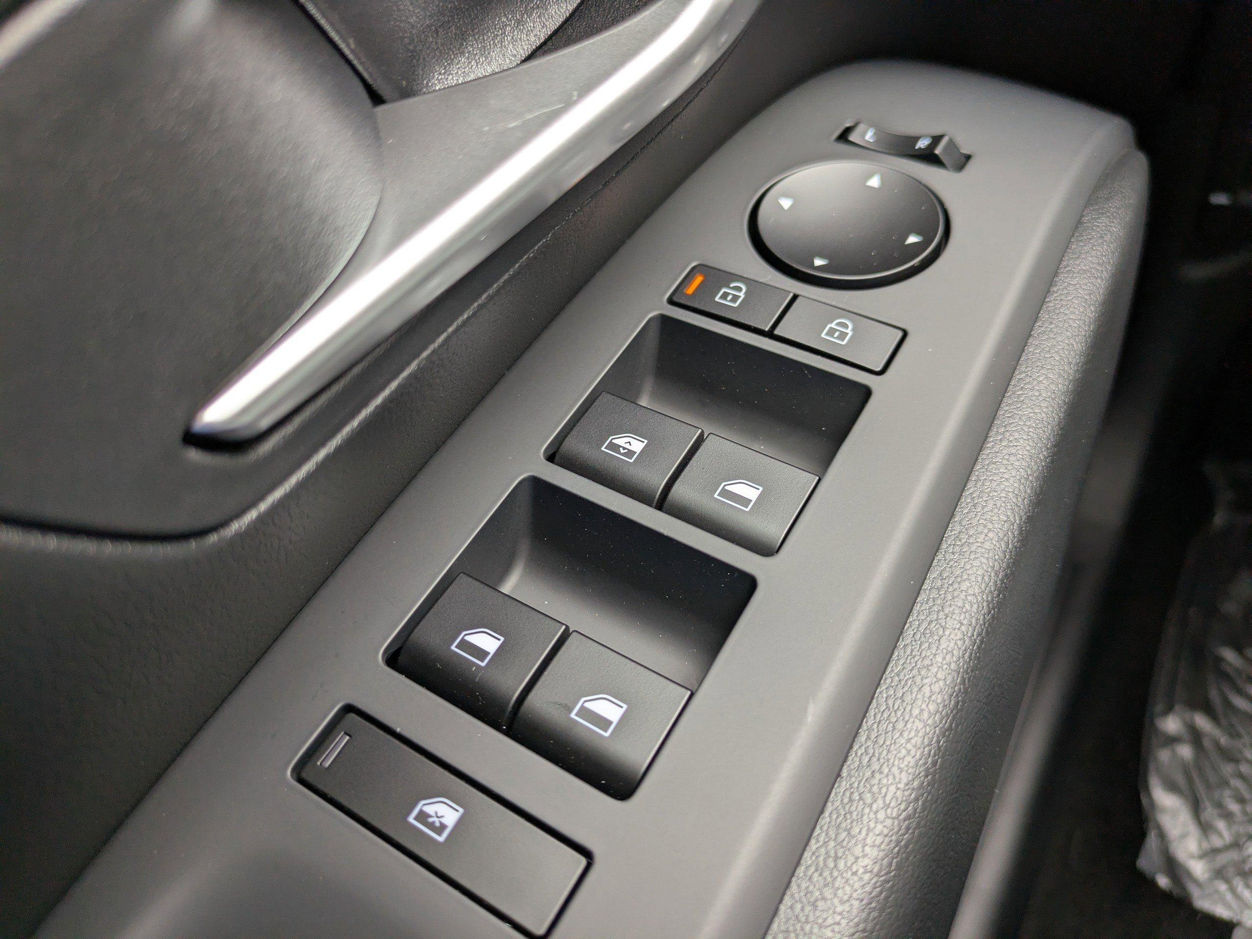 Hyundai Tucson Se Fwd Front Wheel Drive Sport Utility - Thumbnail 17