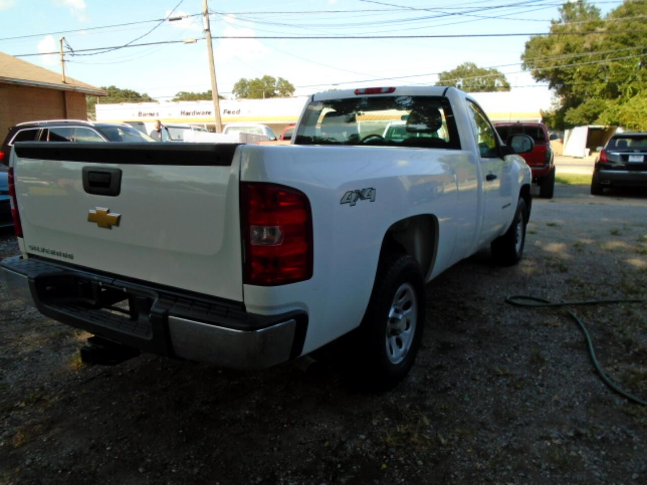 Chevrolet Silverado 15004Wd Reg Cab 133.0" Work Truck - Thumbnail 4