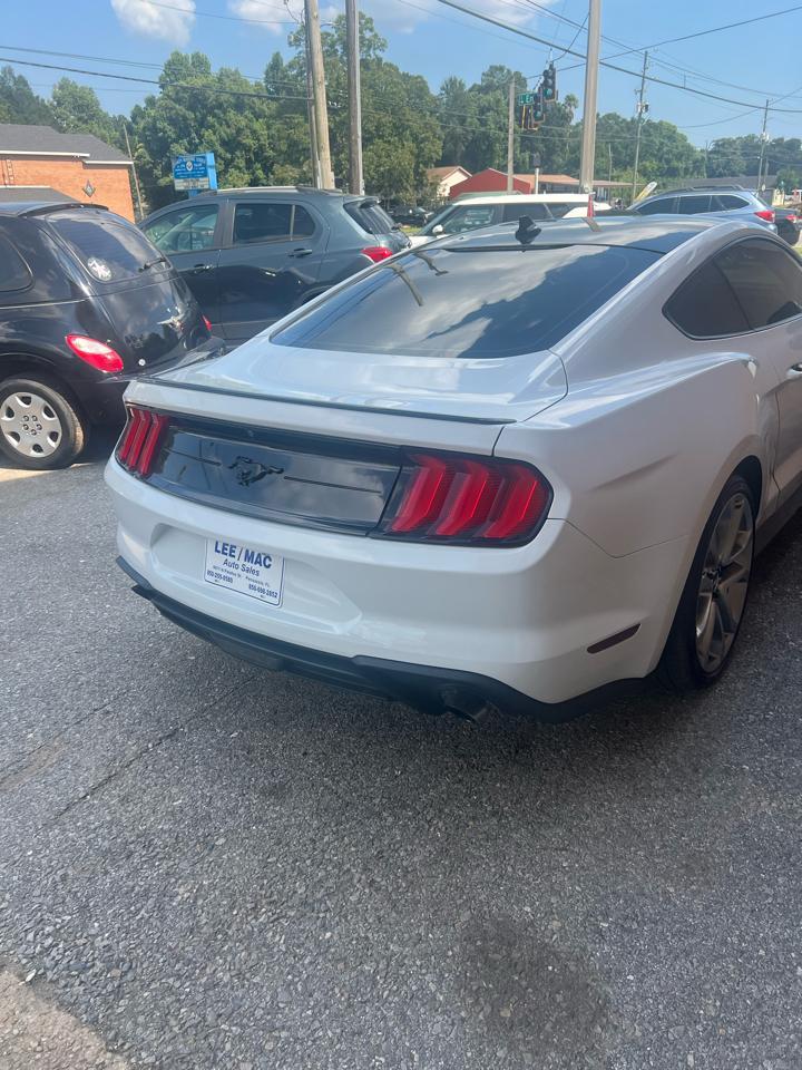 Ford Mustangecoboost Fastback - Thumbnail 5