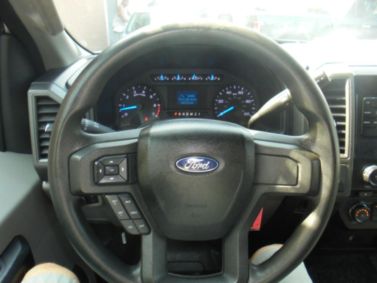 Ford Super Duty F-250 Srwxl 2Wd Reg Cab 8' Box - Thumbnail 16