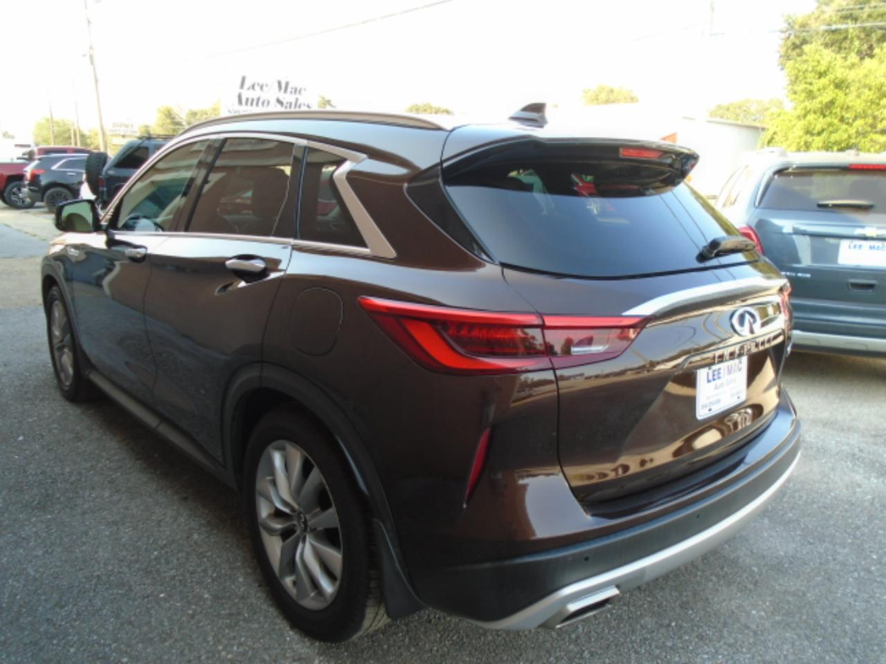 Infiniti Qx50Essential Fwd - Thumbnail 4