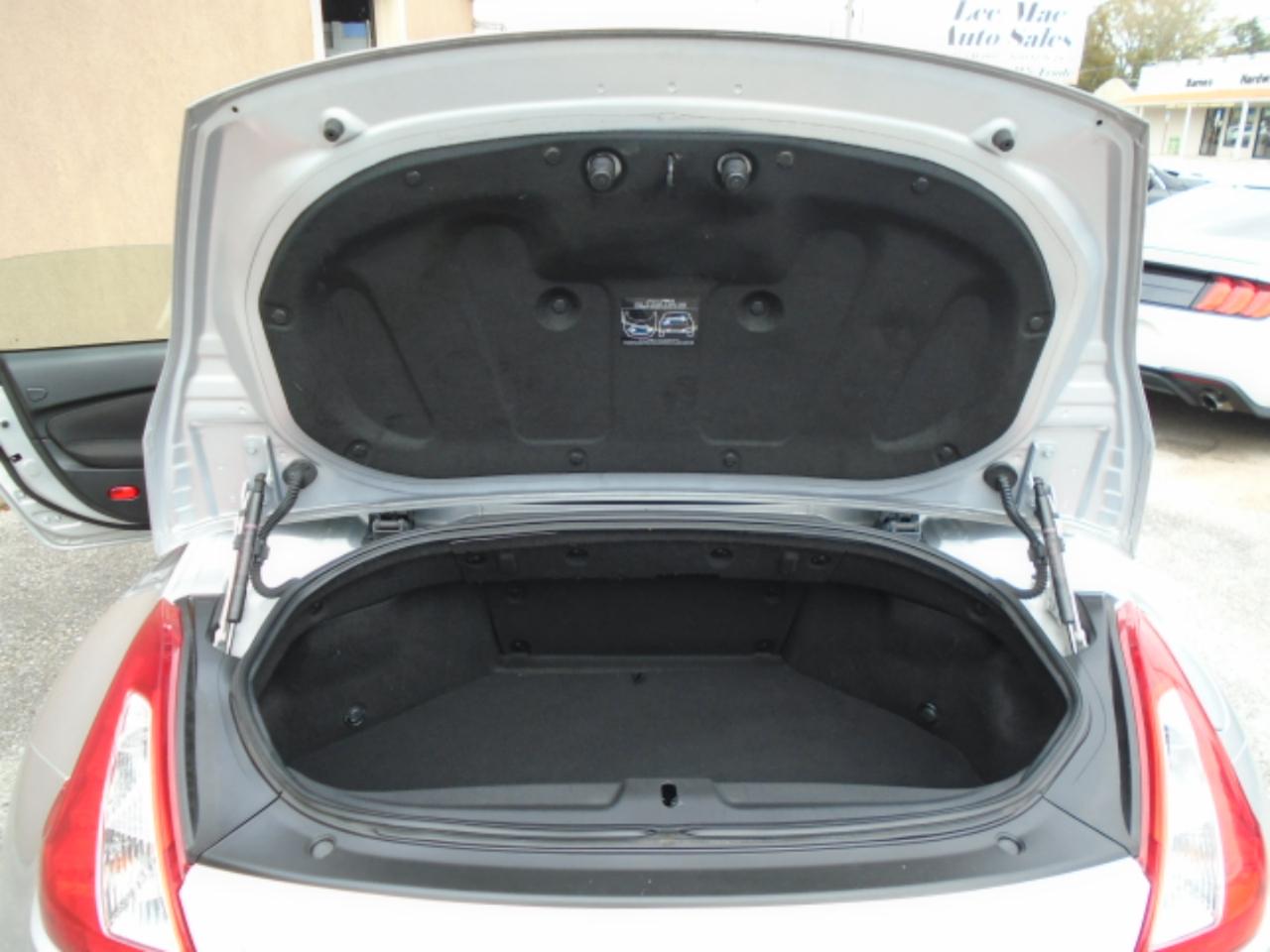 Nissan 370Z2Dr Roadster Auto - Thumbnail 11