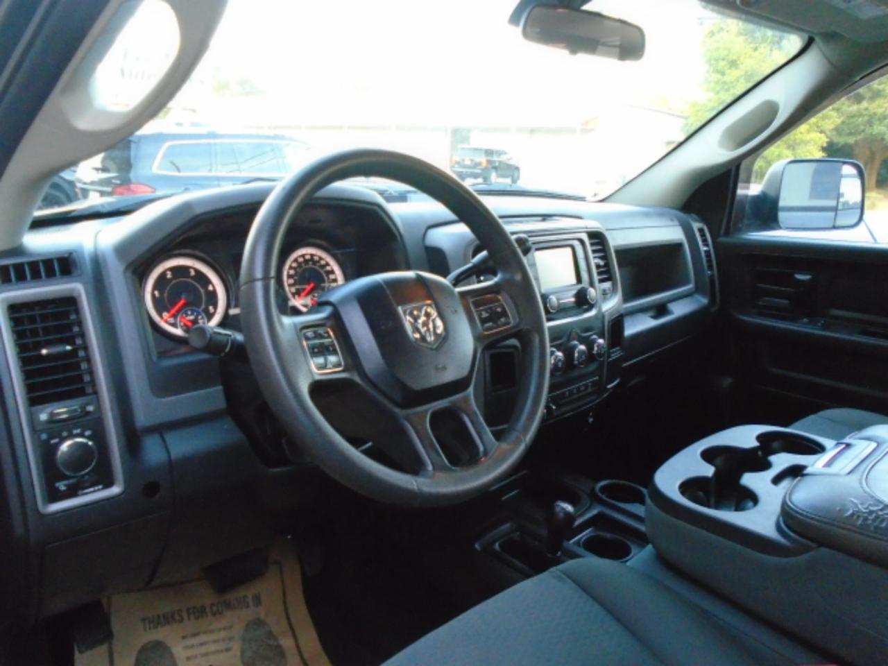 Ram 3500Tradesman 4X4 Crew Cab 8' Box - Thumbnail 13