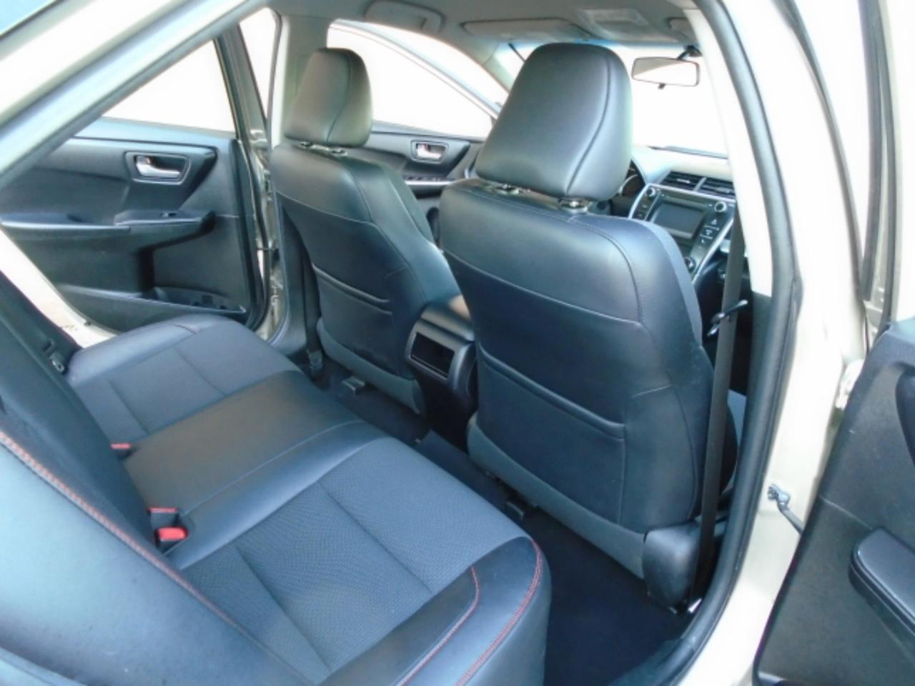 Toyota Camry4Dr Sdn I4 Auto Se W/Special Edition Pkg (Natl) - Thumbnail 13