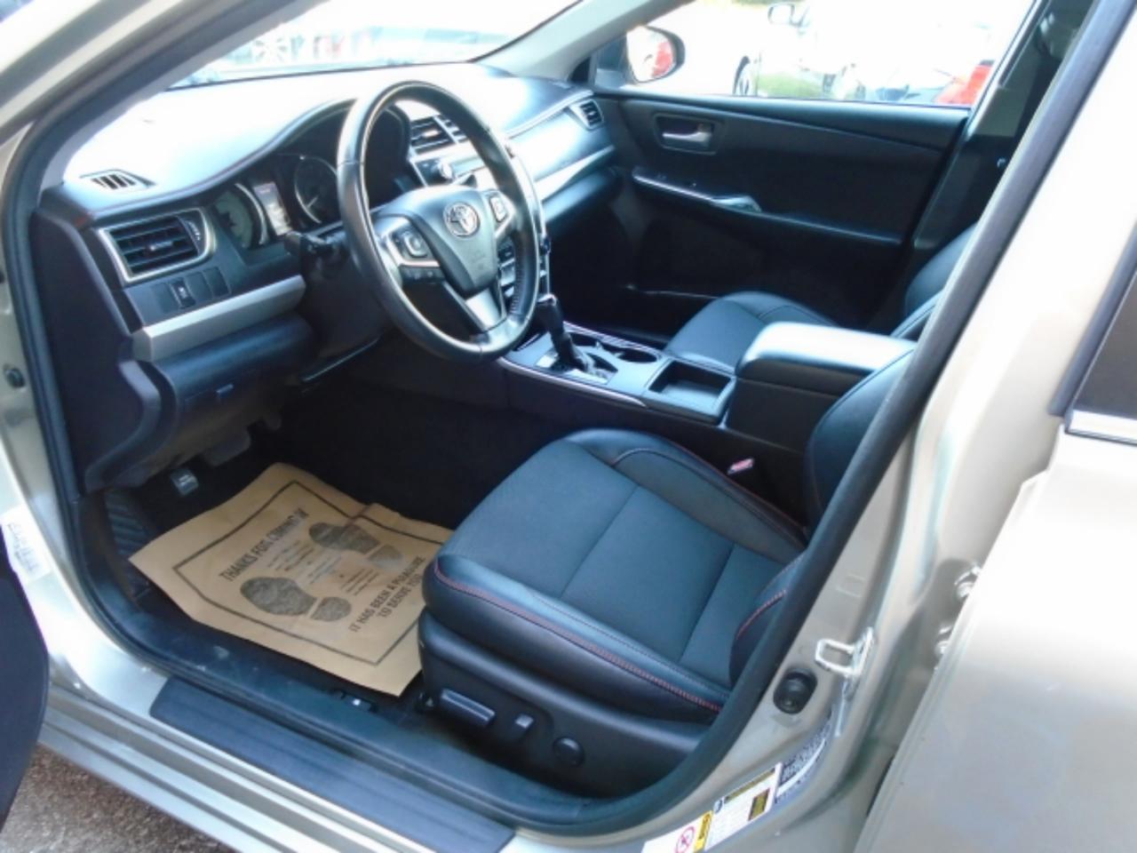 Toyota Camry4Dr Sdn I4 Auto Se W/Special Edition Pkg (Natl) - Thumbnail 7