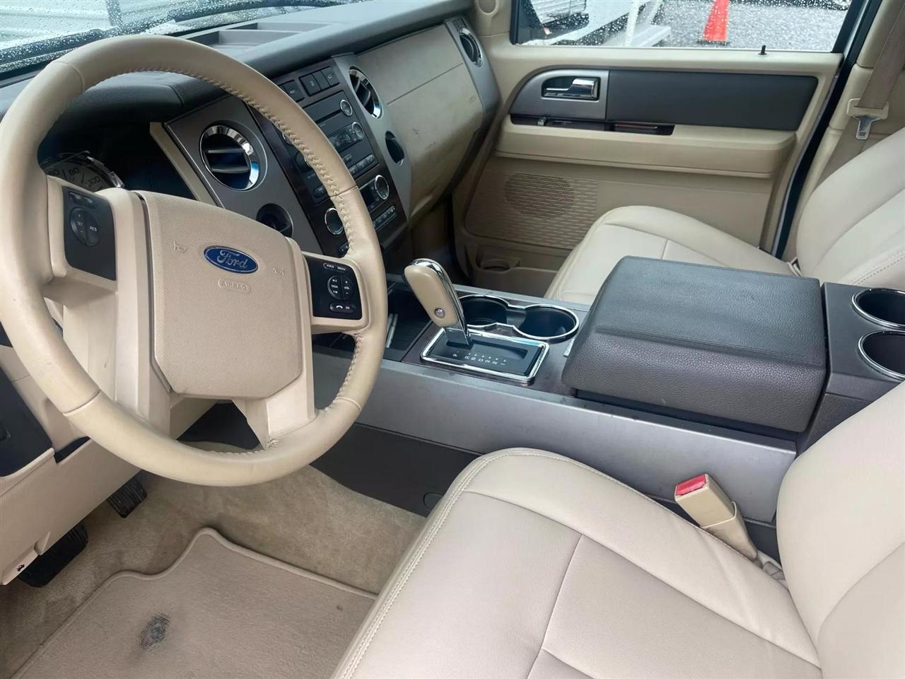 Ford Expedition - Thumbnail 20