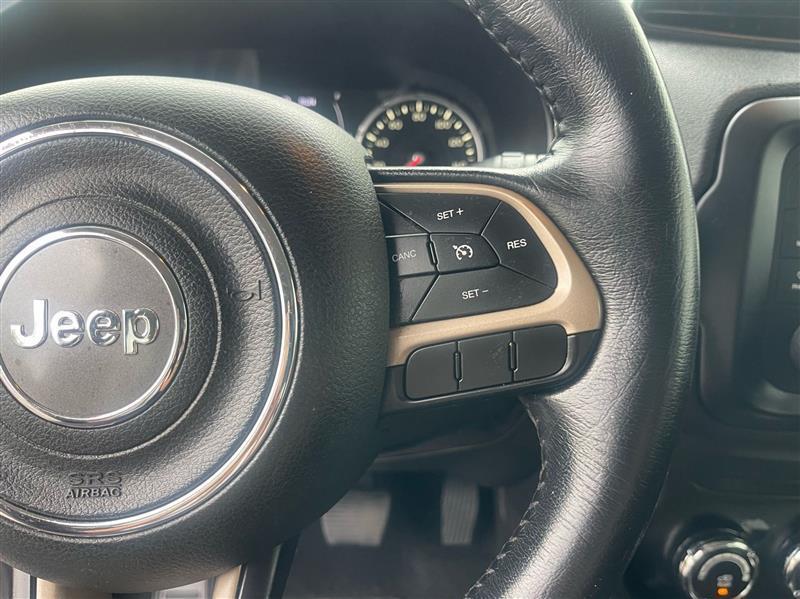 Jeep Renegade - Thumbnail 13