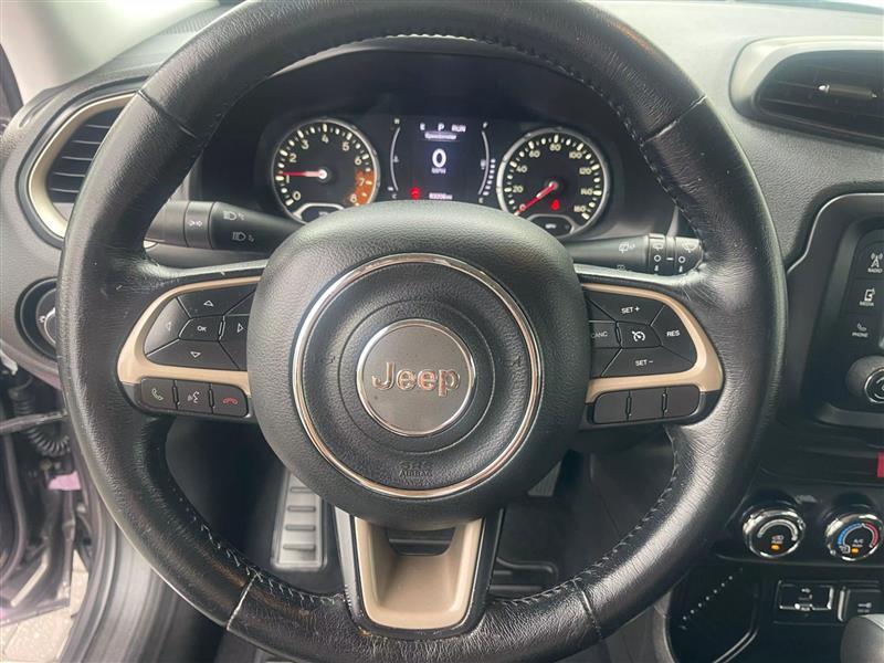 Jeep Renegade - Thumbnail 11