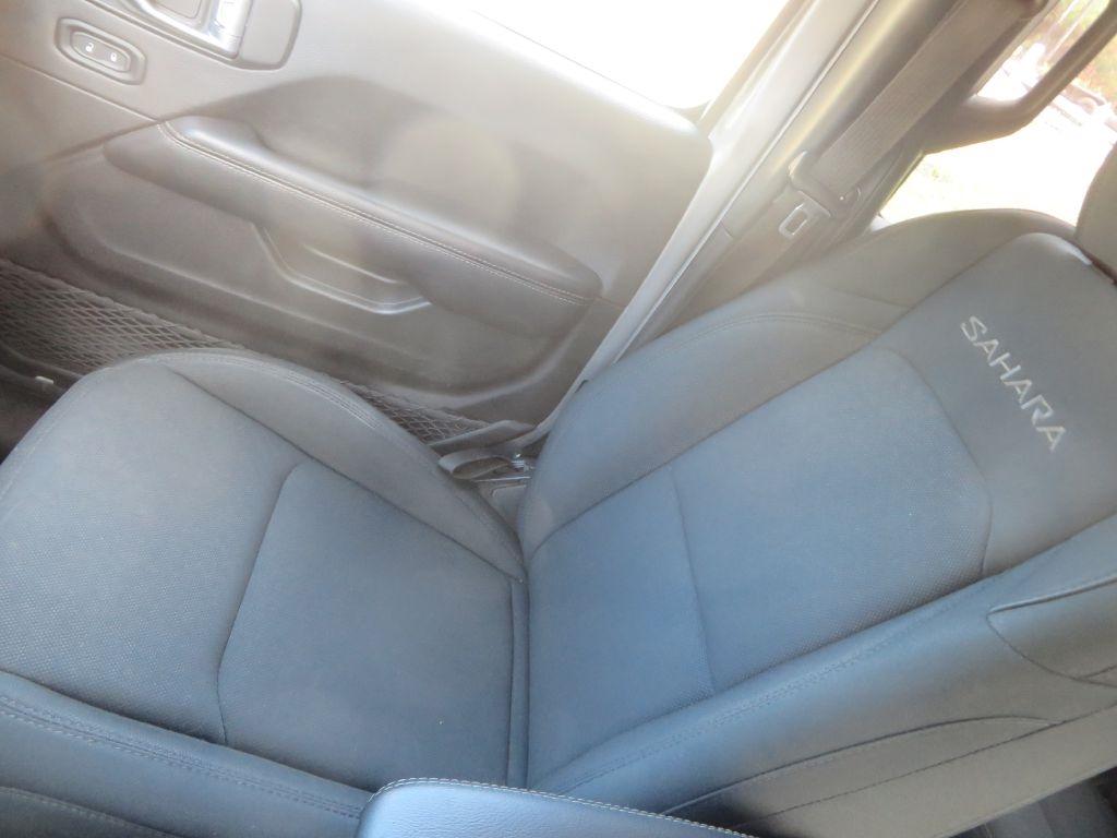 Jeep Wranglersahara - Thumbnail 18