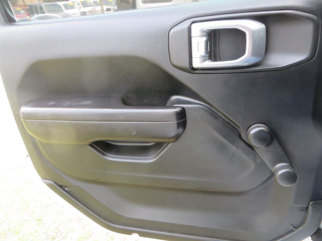 Jeep Wrangler Unlimitedsport - Thumbnail 13