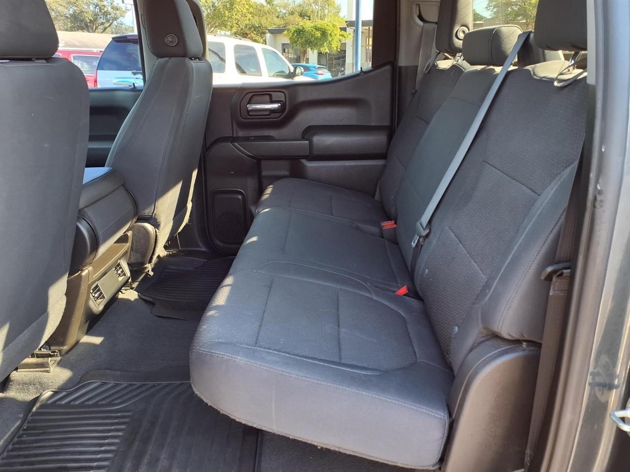 Chevrolet Silverado 1500Trail Boss Custom Crew Cab 4Wd - Thumbnail 10