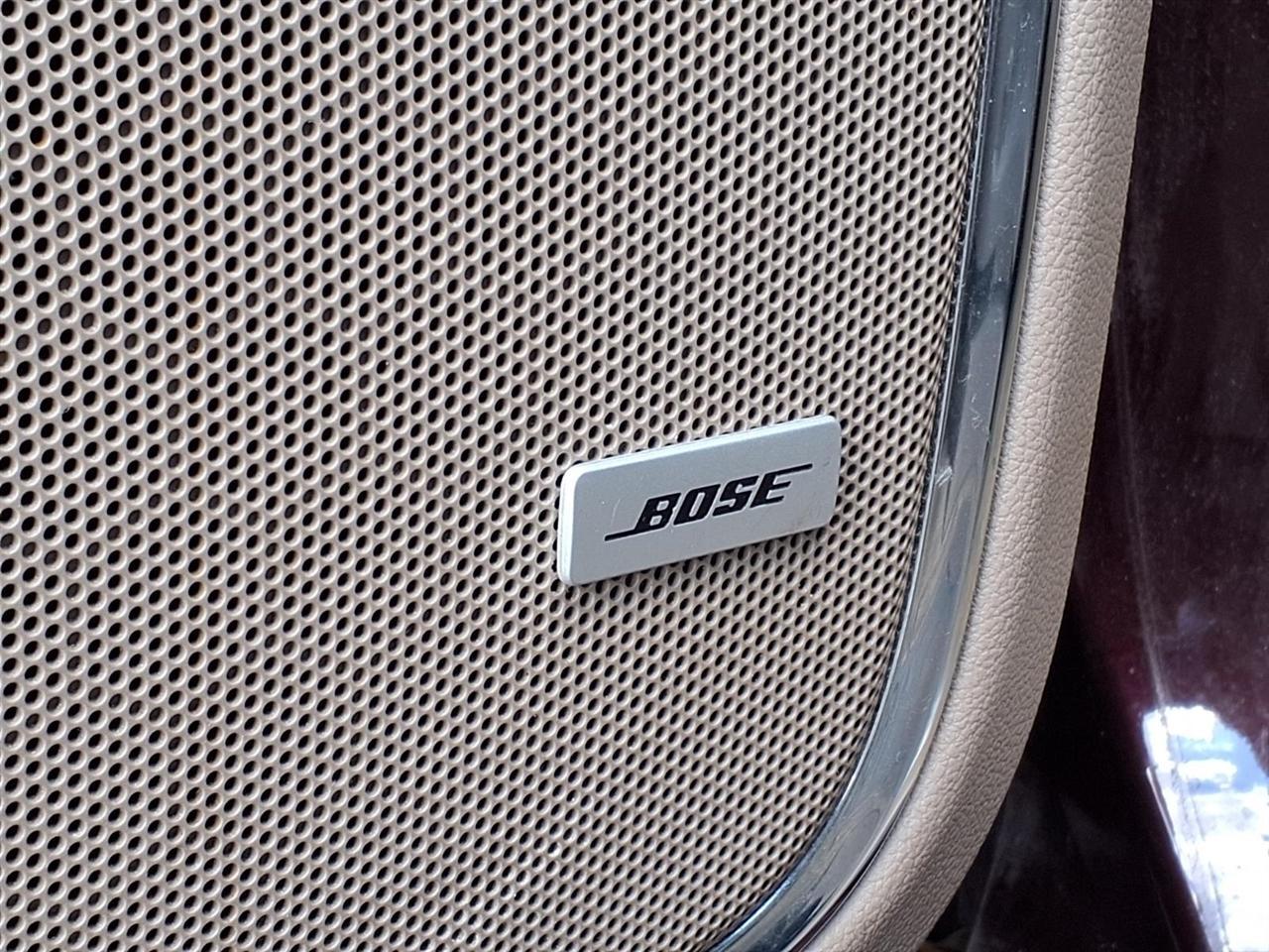 Chevrolet Suburbanlt 2Wd - Thumbnail 11