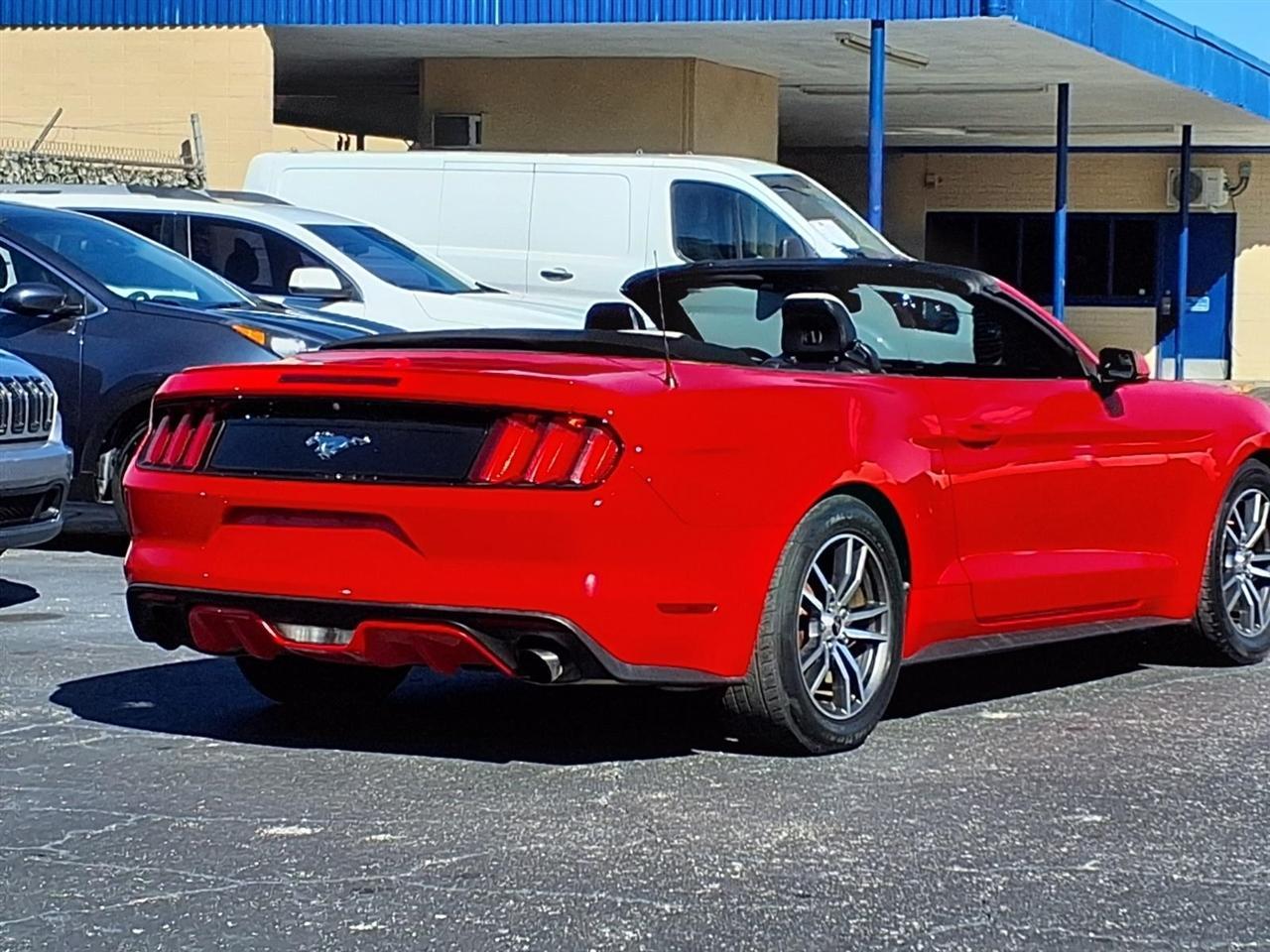 Ford Mustang2Dr Conv Ecoboost Premium - Thumbnail 4