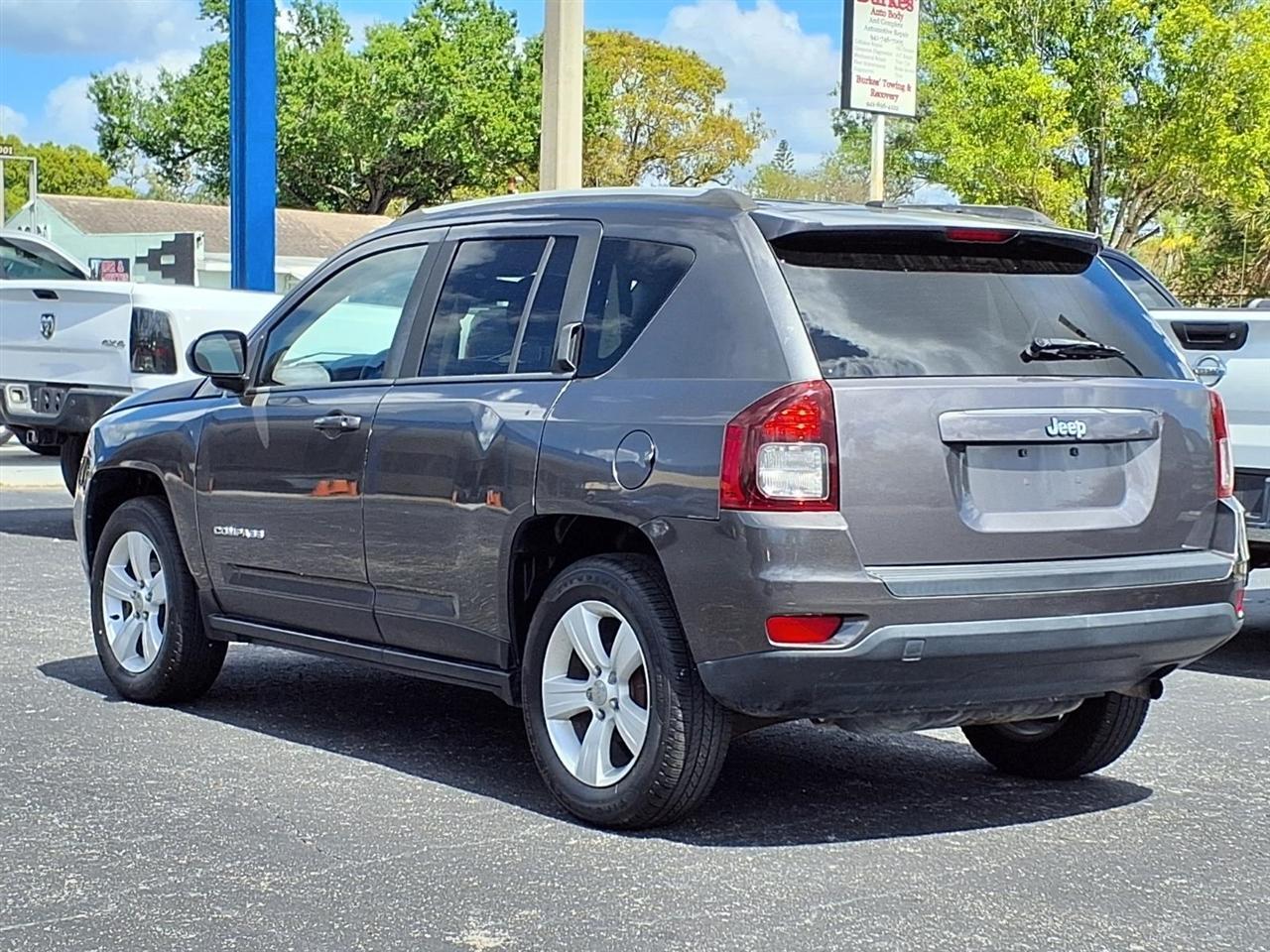 Jeep Compass - Thumbnail 17