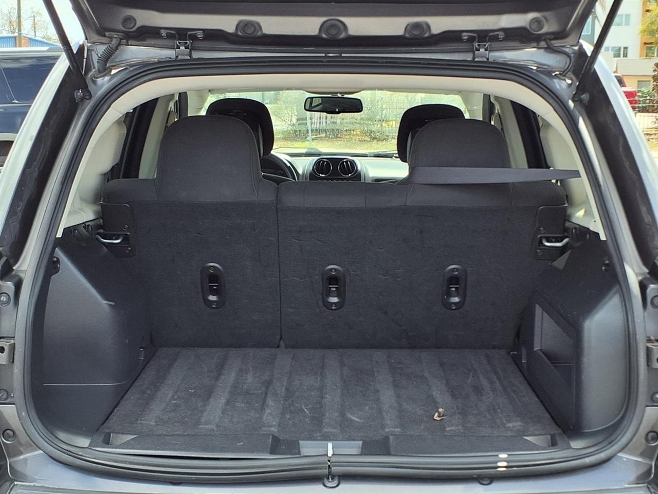 Jeep Compass - Thumbnail 15