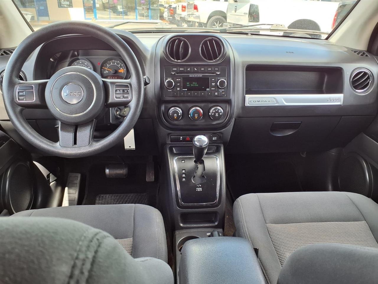 Jeep Compass - Thumbnail 5