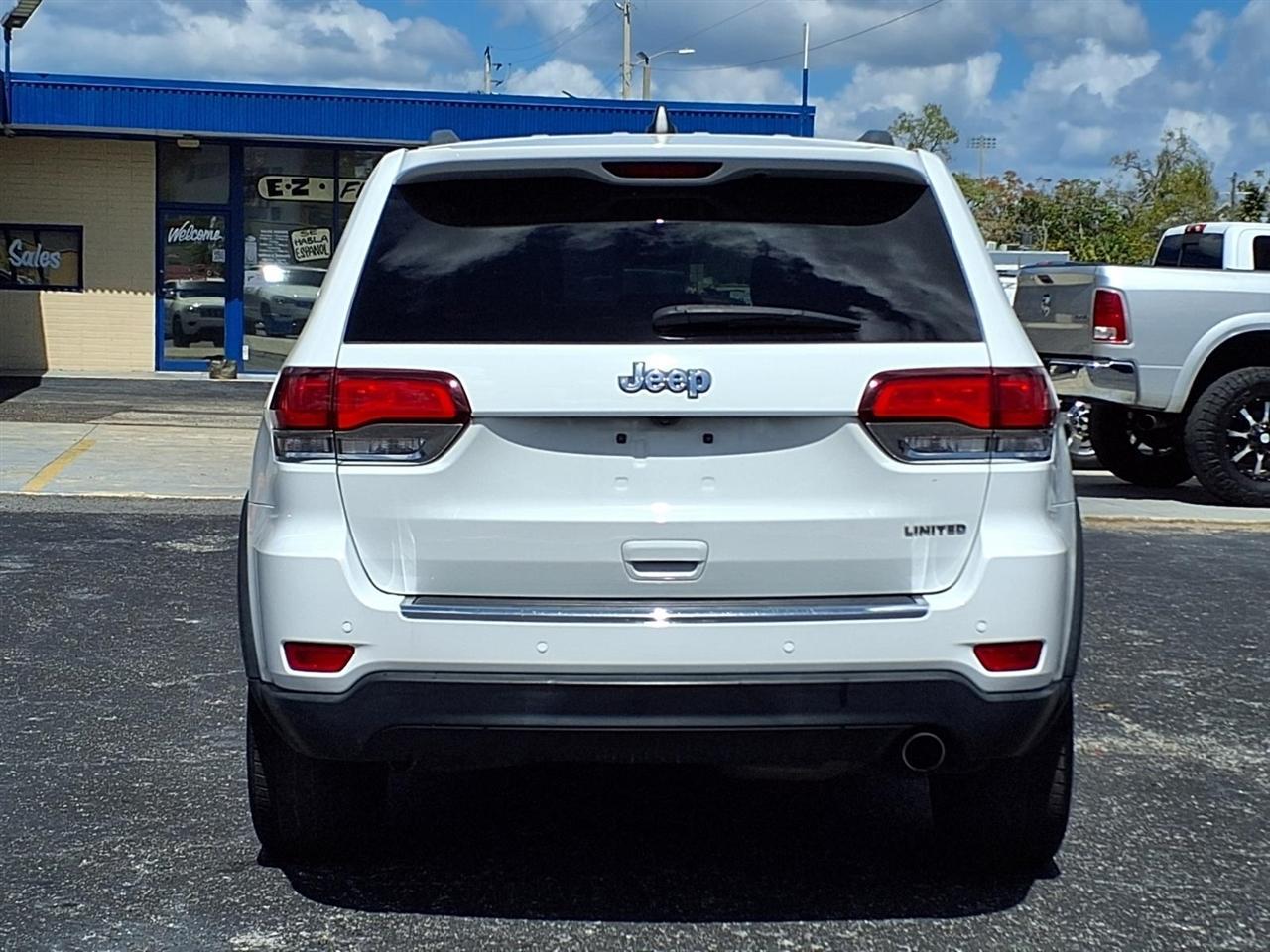 Jeep Grand Cherokee - Thumbnail 18