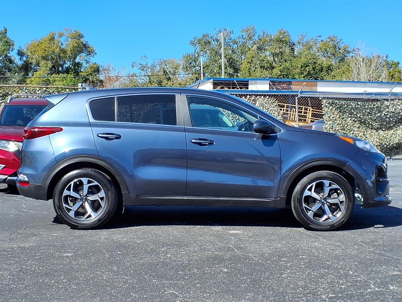 Kia Sportage - Thumbnail 3