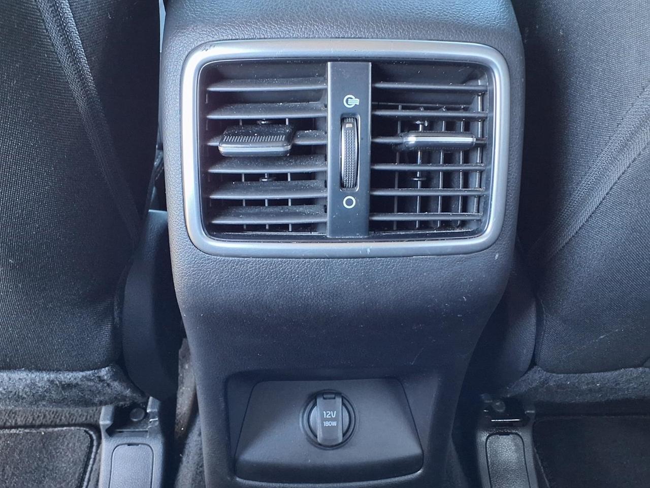 Kia Sportage - Thumbnail 13