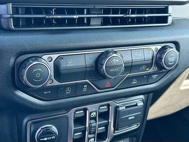 Jeep Wrangler Sport 4Wd - Thumbnail 11