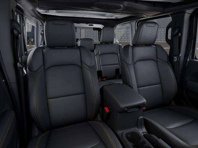 Jeep Wrangler Sahara With Navigation & 4Wd - Thumbnail 17